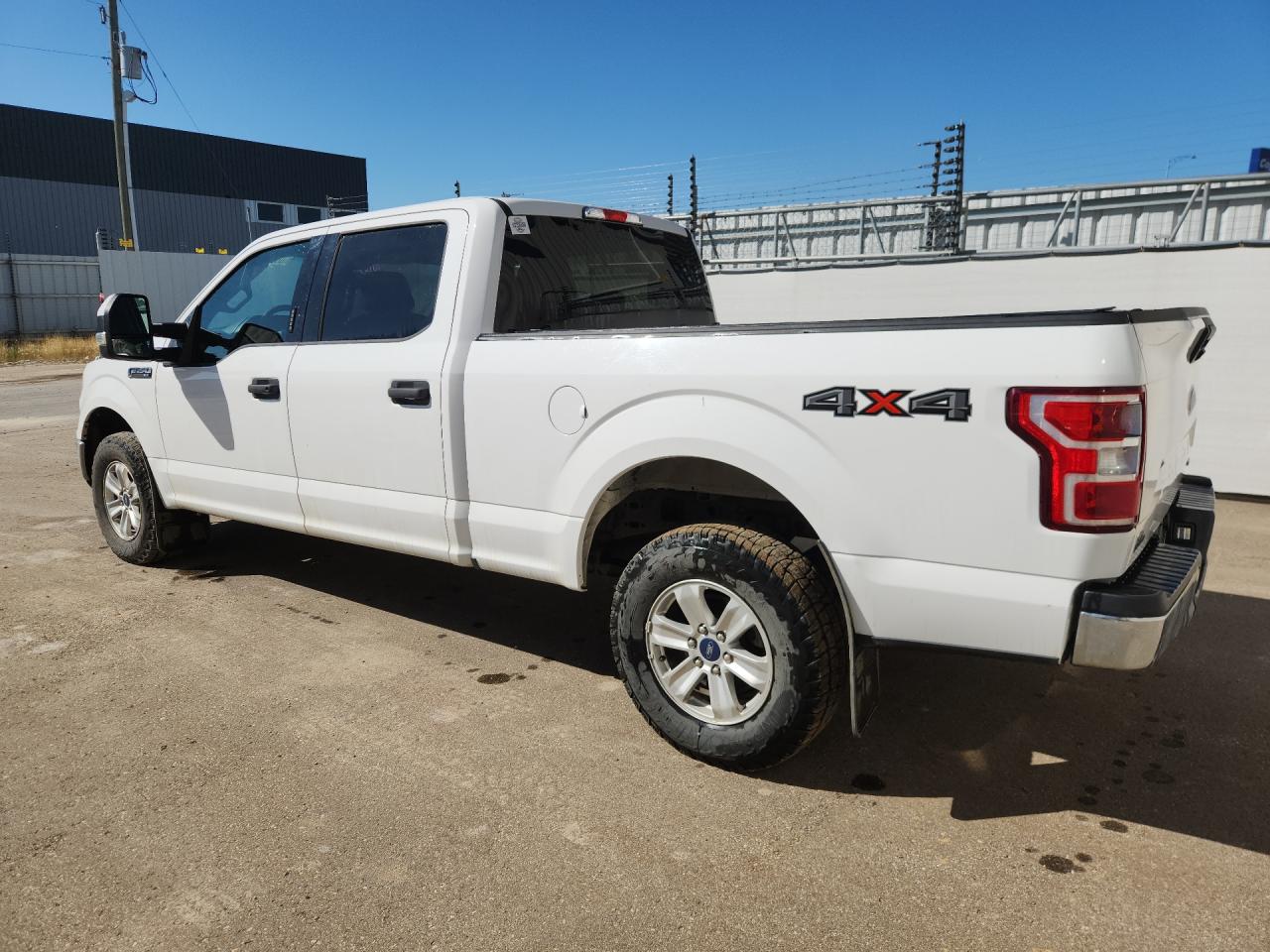2019 Ford F150 Supercrew White vin: 1FTFW1E47KFD22175 Damage: Left Bed Side, Heavy Scratch, 1 To 2 Inches