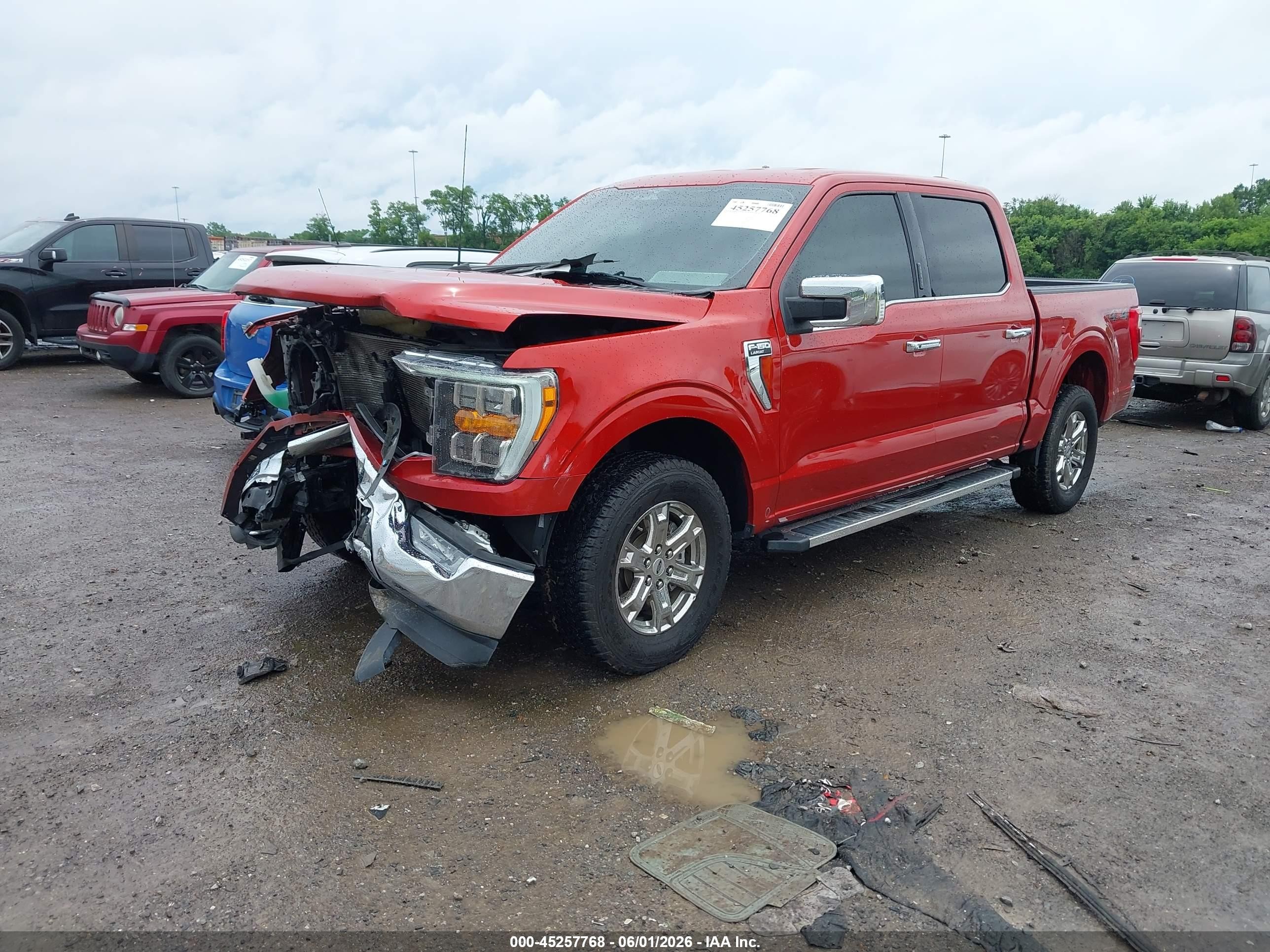 2023 Ford F-150 Lariat Красный vin: 1FTFW1E54PKE14836