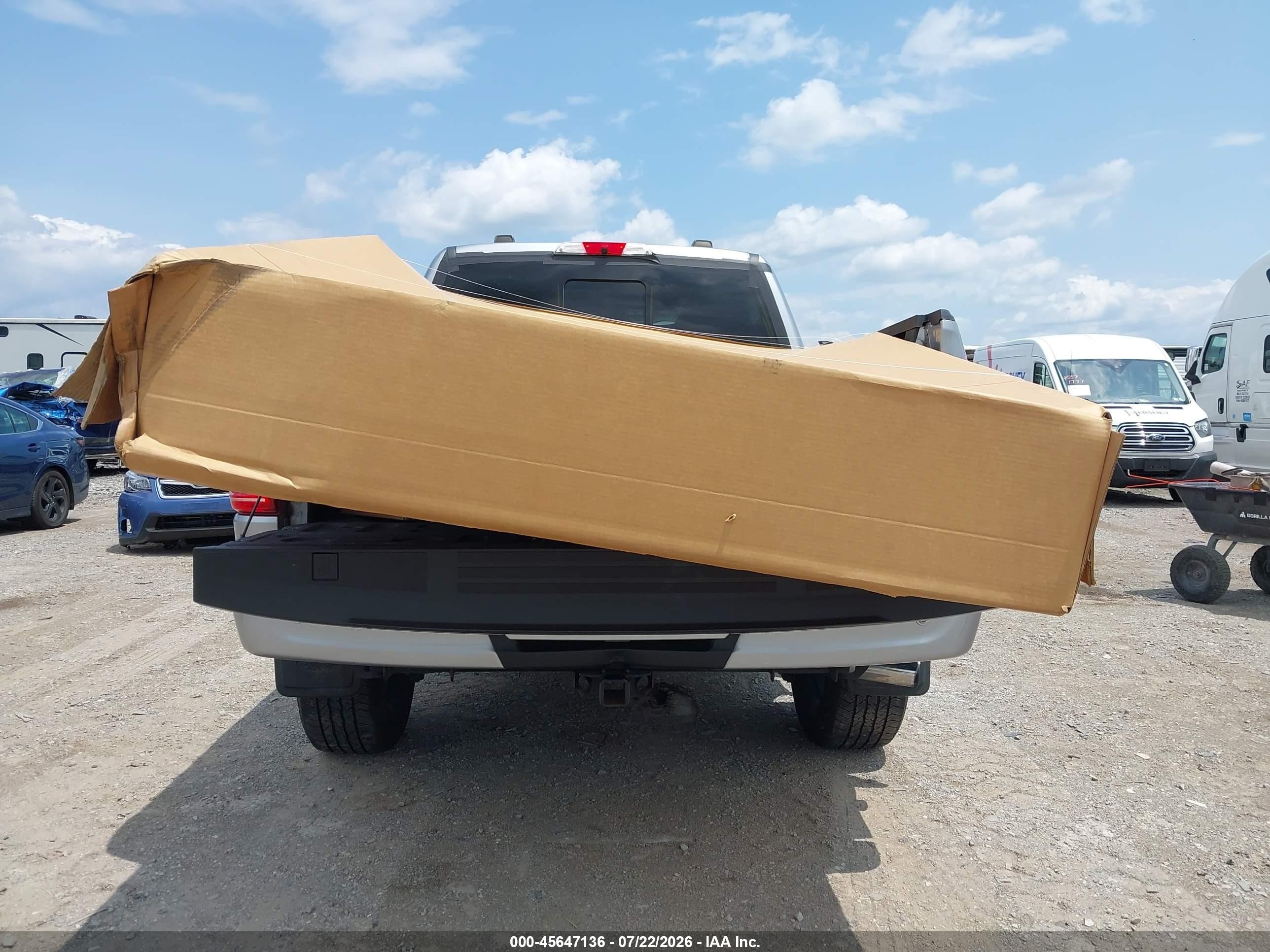 2022 Ford F-150 Xlt Silver vin: 1FTFW1E55NKD85652
