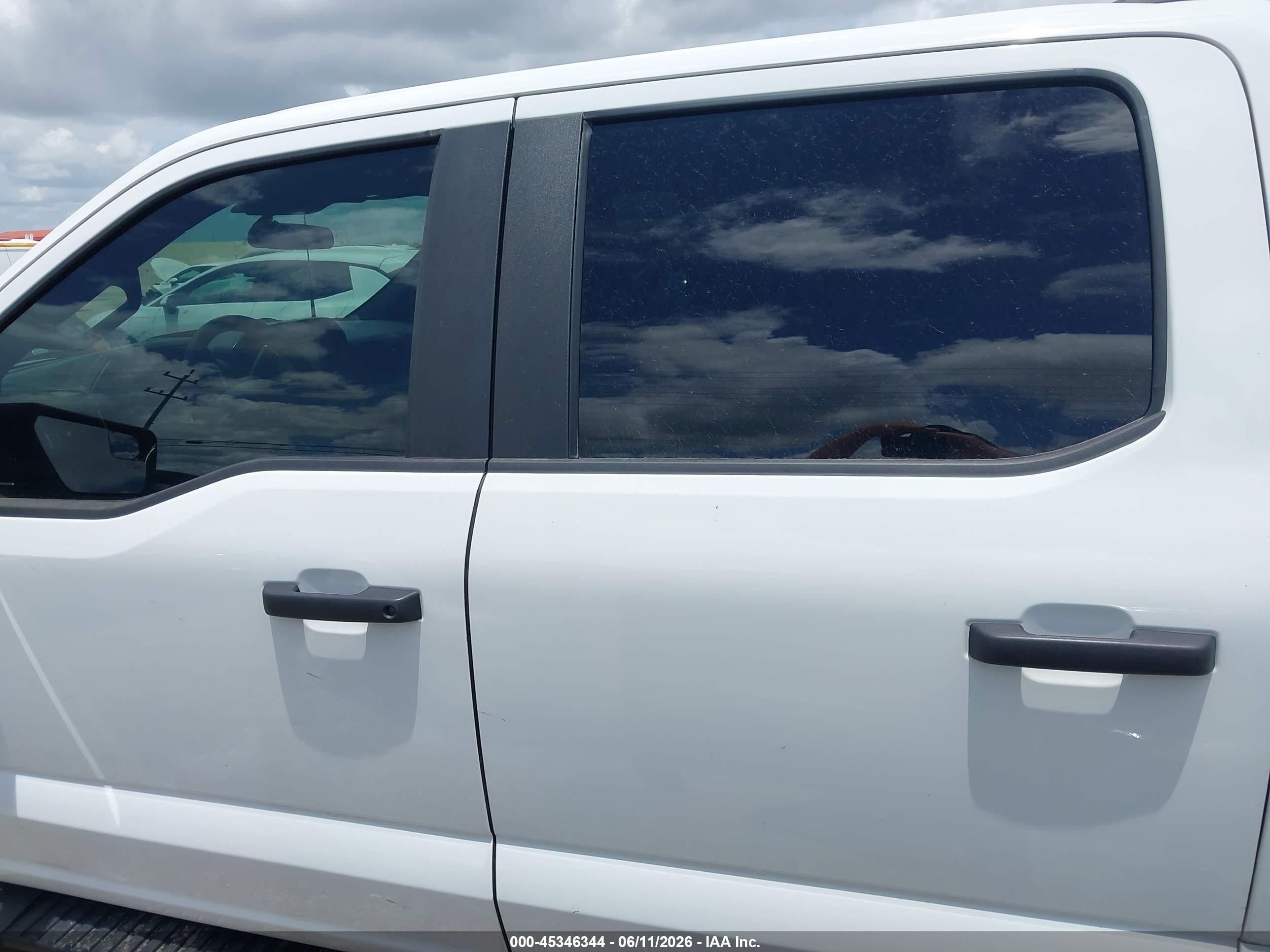 2022 Ford F-150 Xl White vin: 1FTFW1E55NKE94385