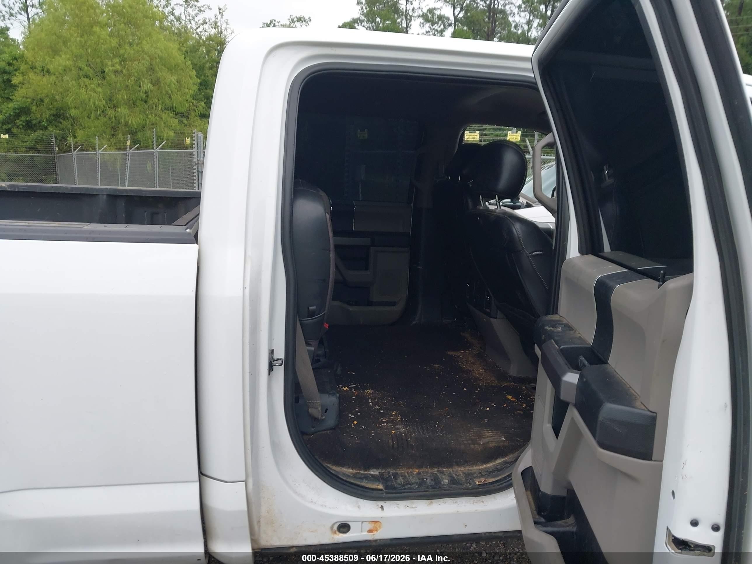 2020 Ford F-150 Xlt White vin: 1FTFW1E56LKD00802
