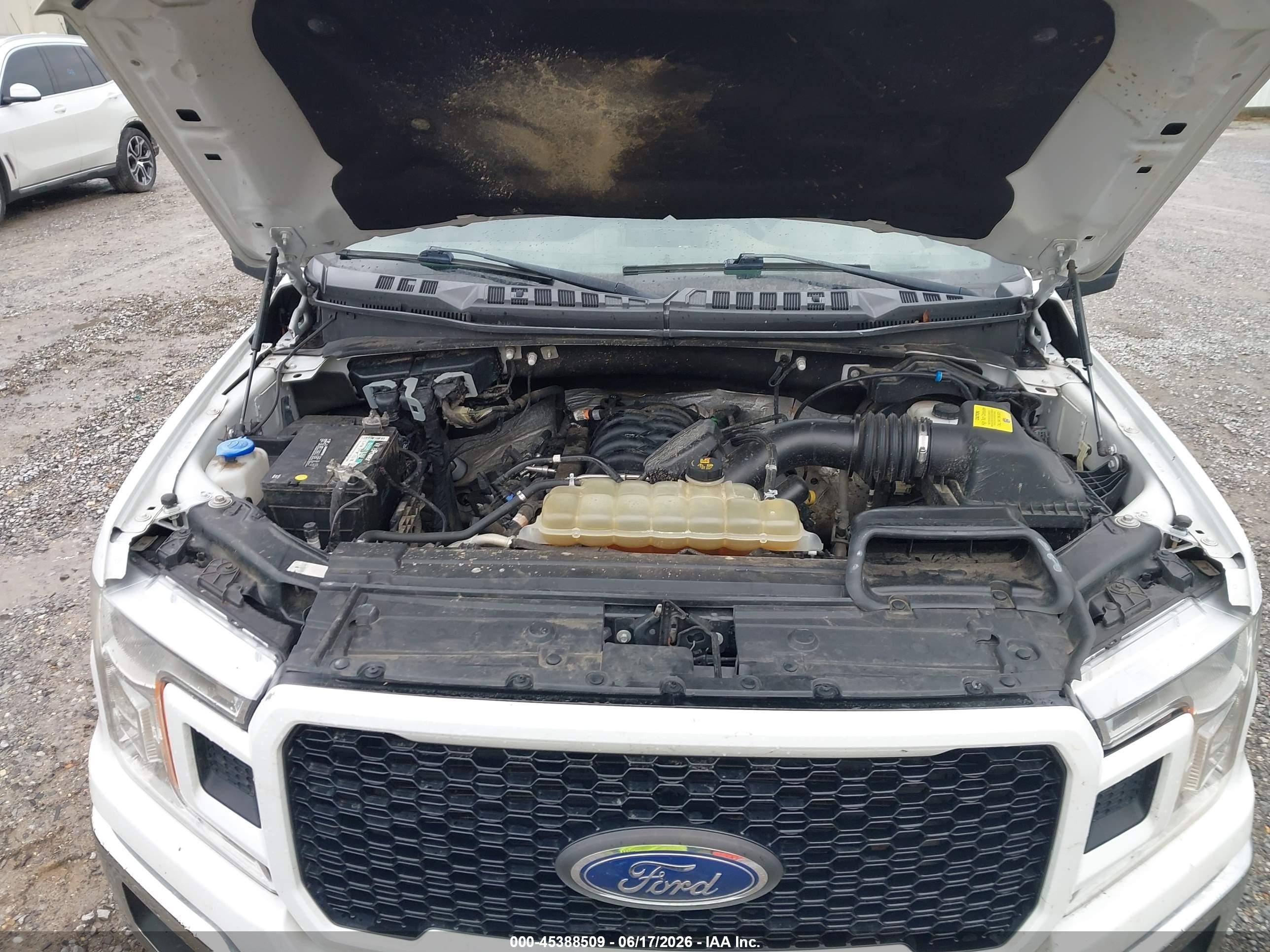 2020 Ford F-150 Xlt White vin: 1FTFW1E56LKD00802