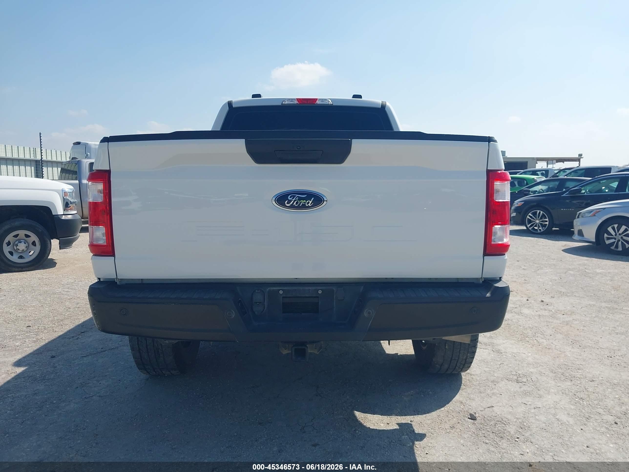 2022 Ford F-150 Xl White vin: 1FTFW1E56NFA28019