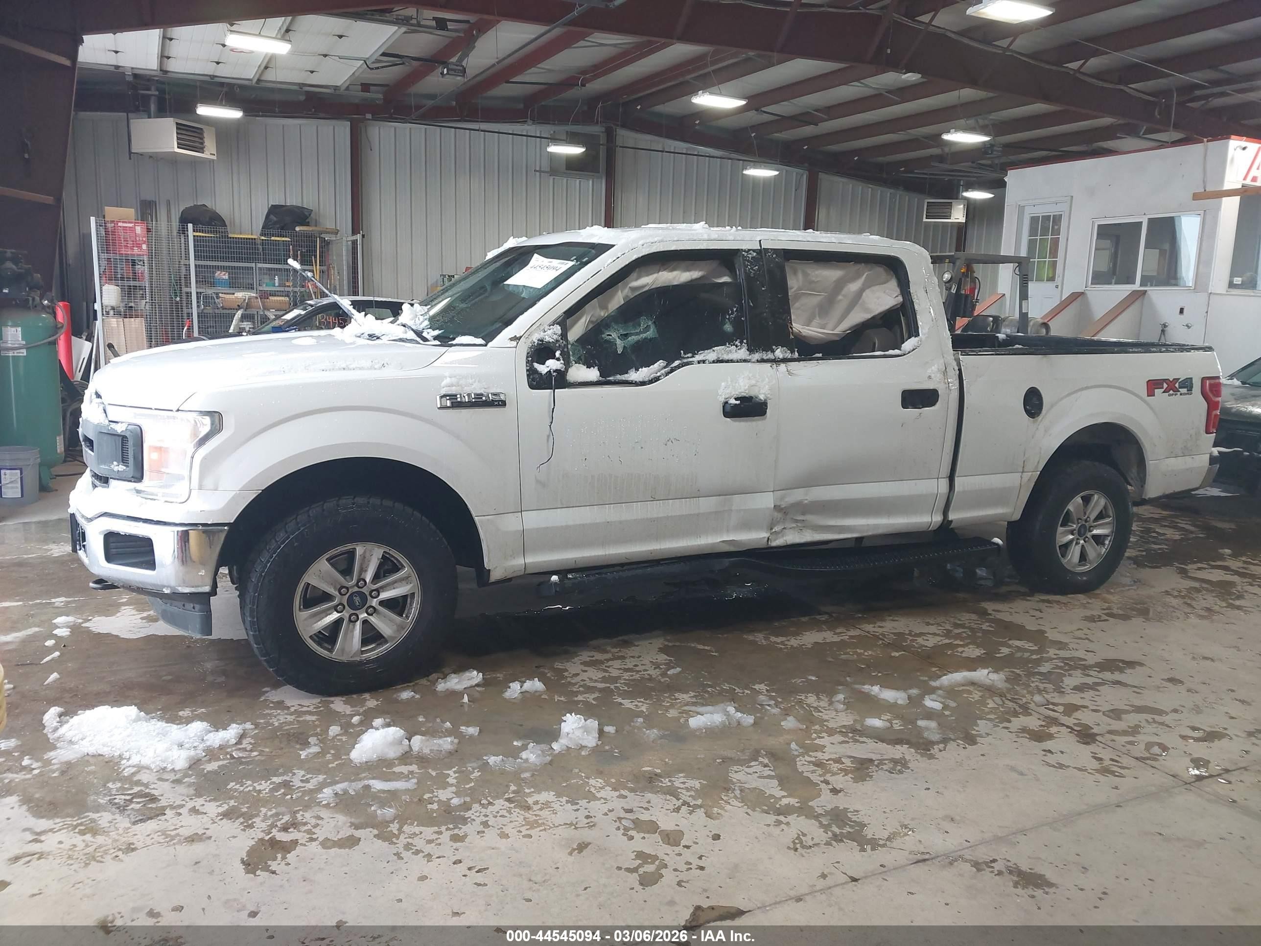 2018 Ford F-150 Xl White vin: 1FTFW1E5XJFC42733