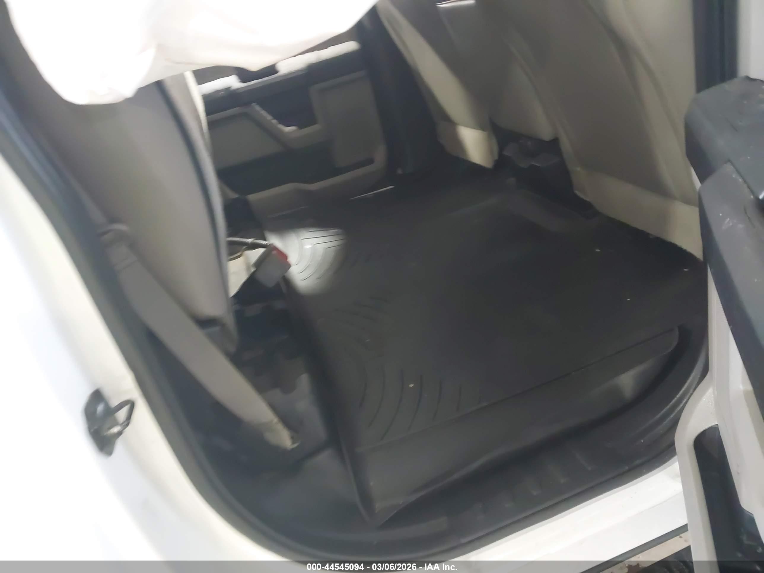 2018 Ford F-150 Xl White vin: 1FTFW1E5XJFC42733