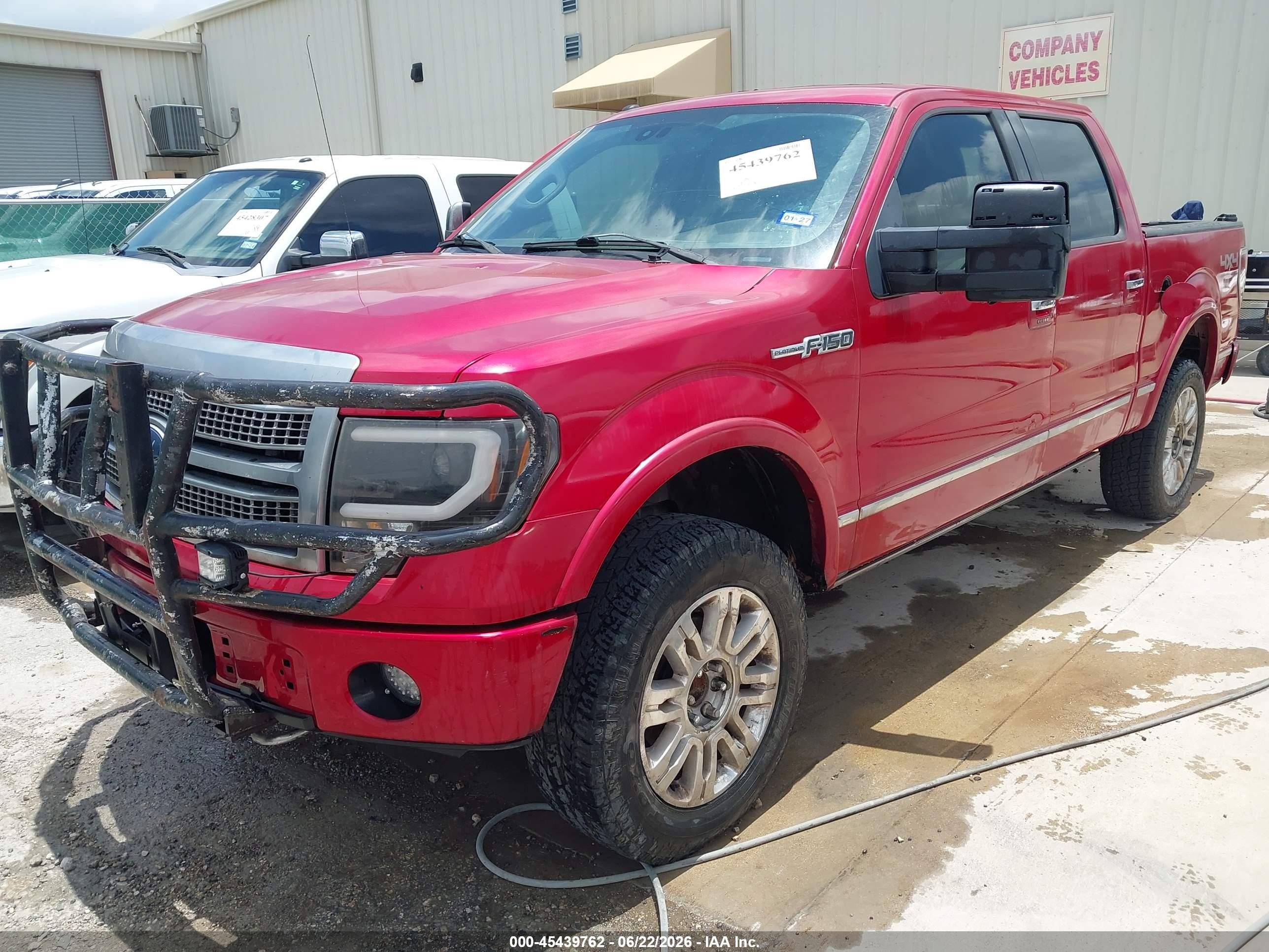 2011 Ford F-150 Platinum Maroon vin: 1FTFW1E60BFA85417