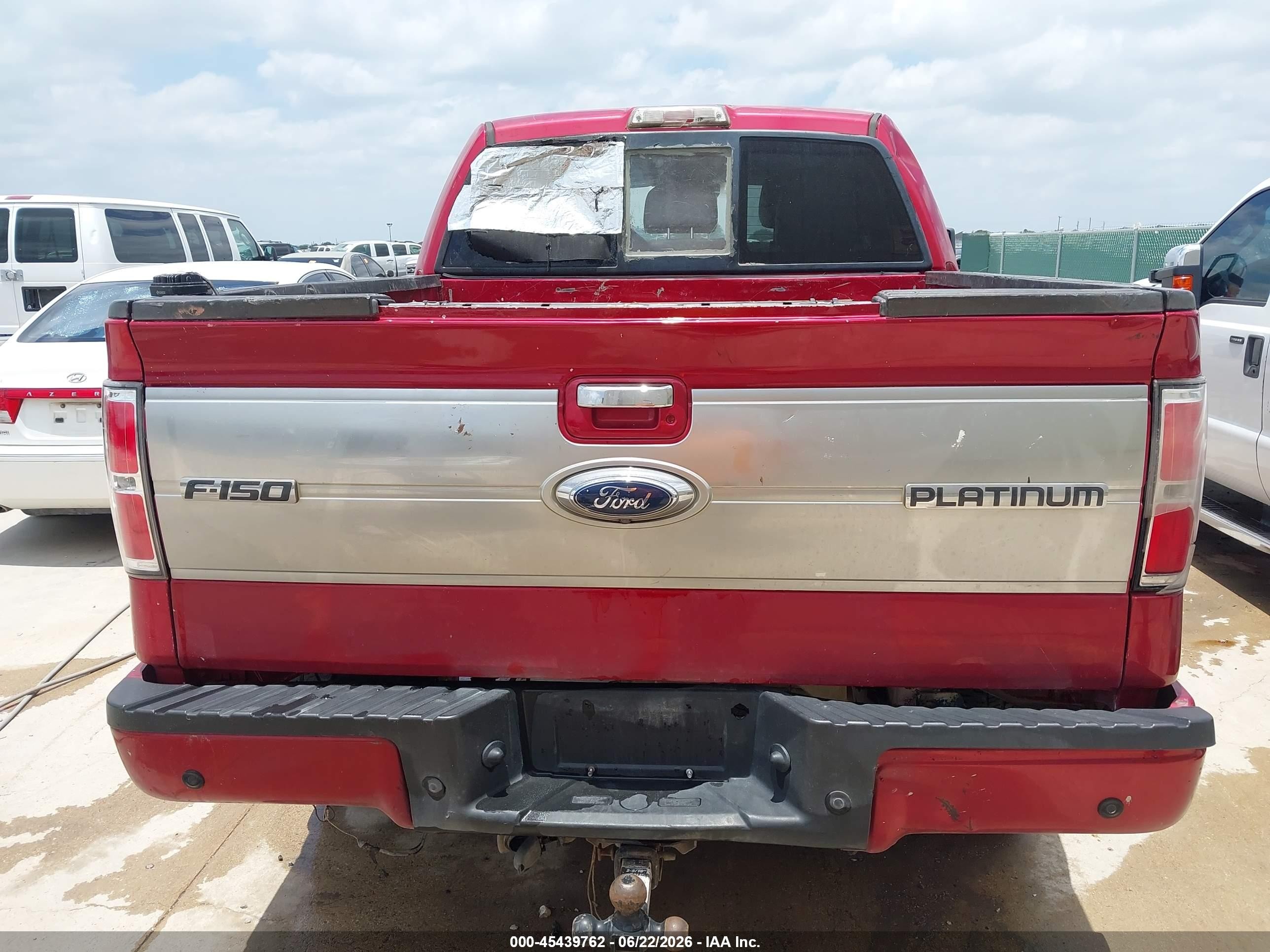 2011 Ford F-150 Platinum Maroon vin: 1FTFW1E60BFA85417