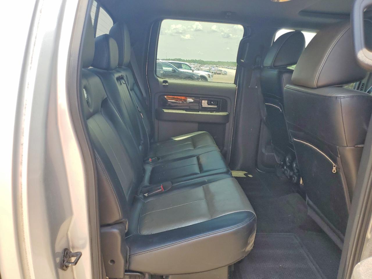 2011 Ford F150 Supercrew Серебряный vin: 1FTFW1E67BFA40801
