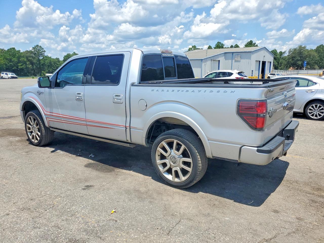 2011 Ford F150 Supercrew Серебряный vin: 1FTFW1E67BFA40801