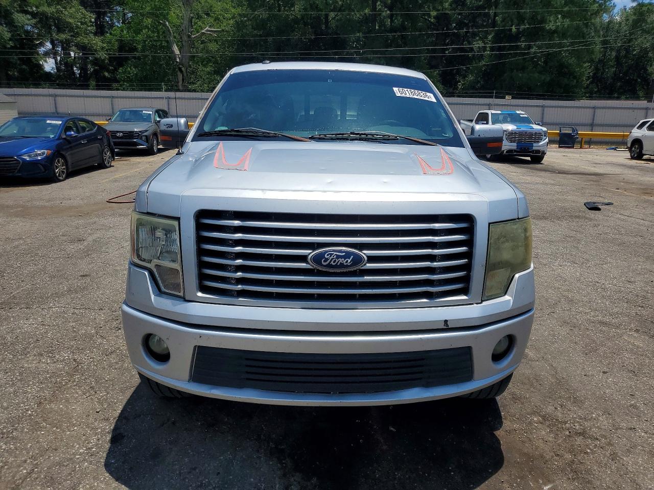 2011 Ford F150 Supercrew Серебряный vin: 1FTFW1E67BFA40801