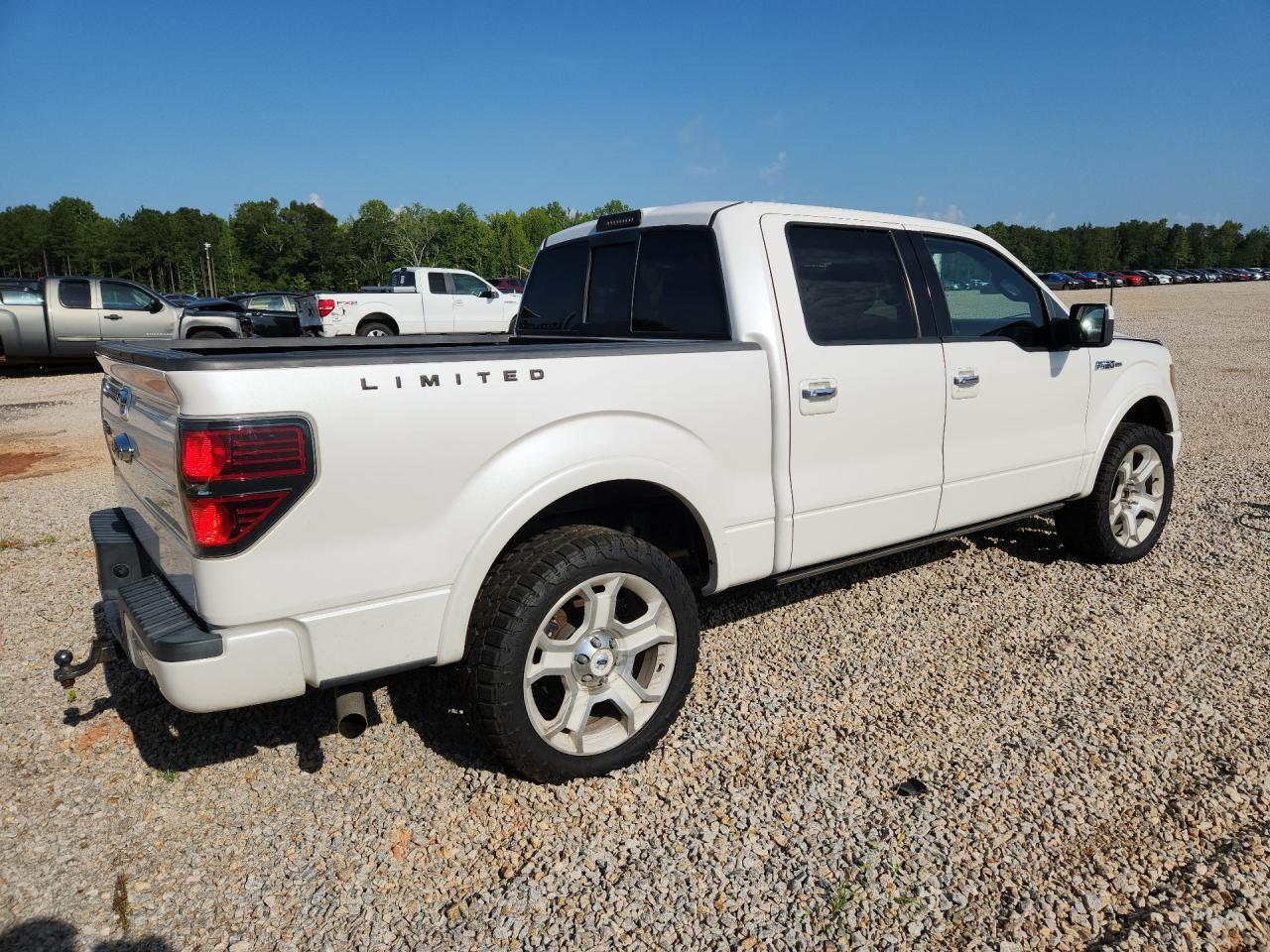 2011 Ford F150 Supercrew White vin: 1FTFW1E67BFA47022
