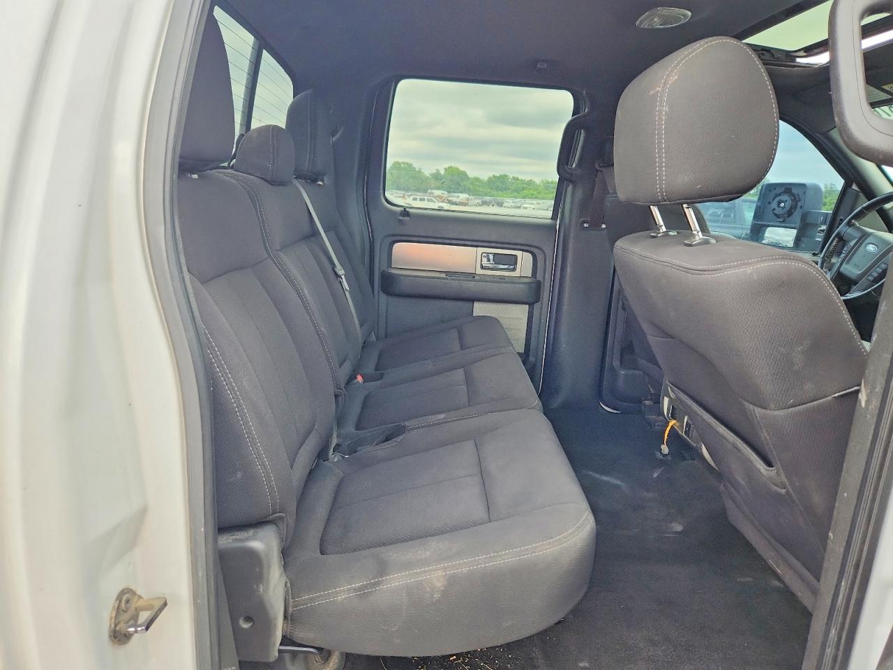2013 Ford F150 Supercrew White vin: 1FTFW1E68DFB98261
