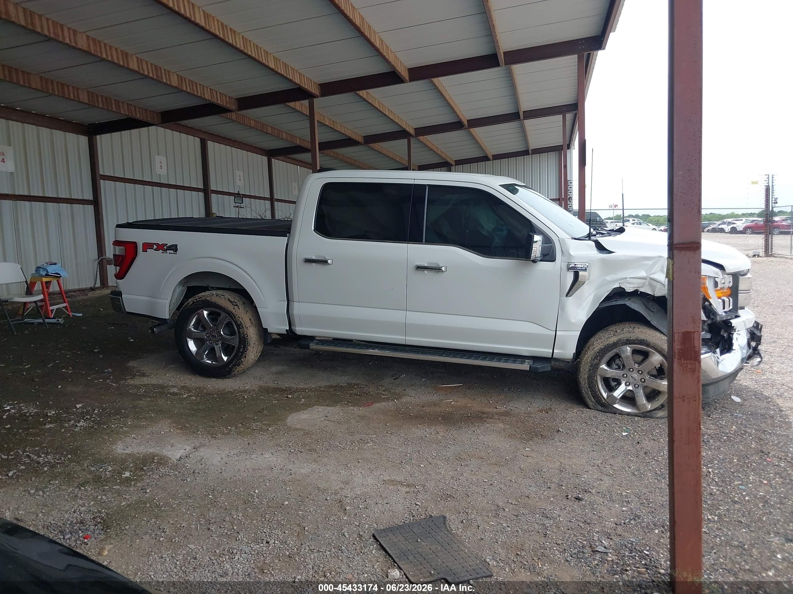 2022 Ford F-150 Lariat White vin: 1FTFW1E81NFC41633