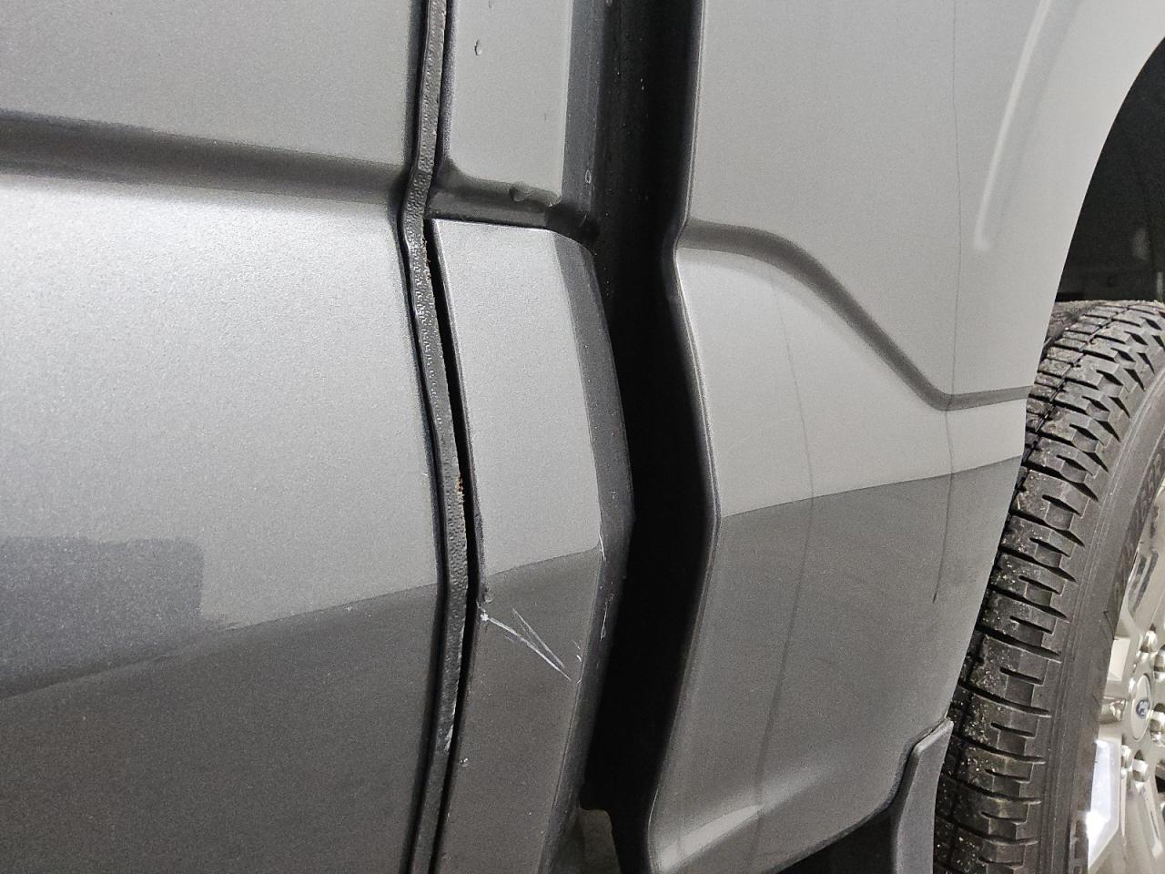 2023 Ford F150 Supercrew Серый vin: 1FTFW1E81PFC50285 Damage: Cab - Left, Heavy Scratch, 2 To 3 Inches