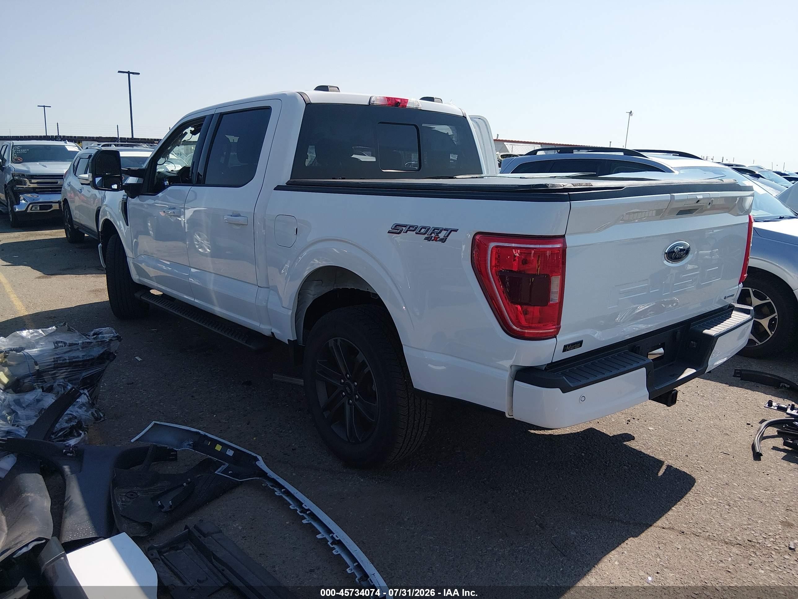 2022 Ford F-150 Xlt White vin: 1FTFW1E82NFC44105
