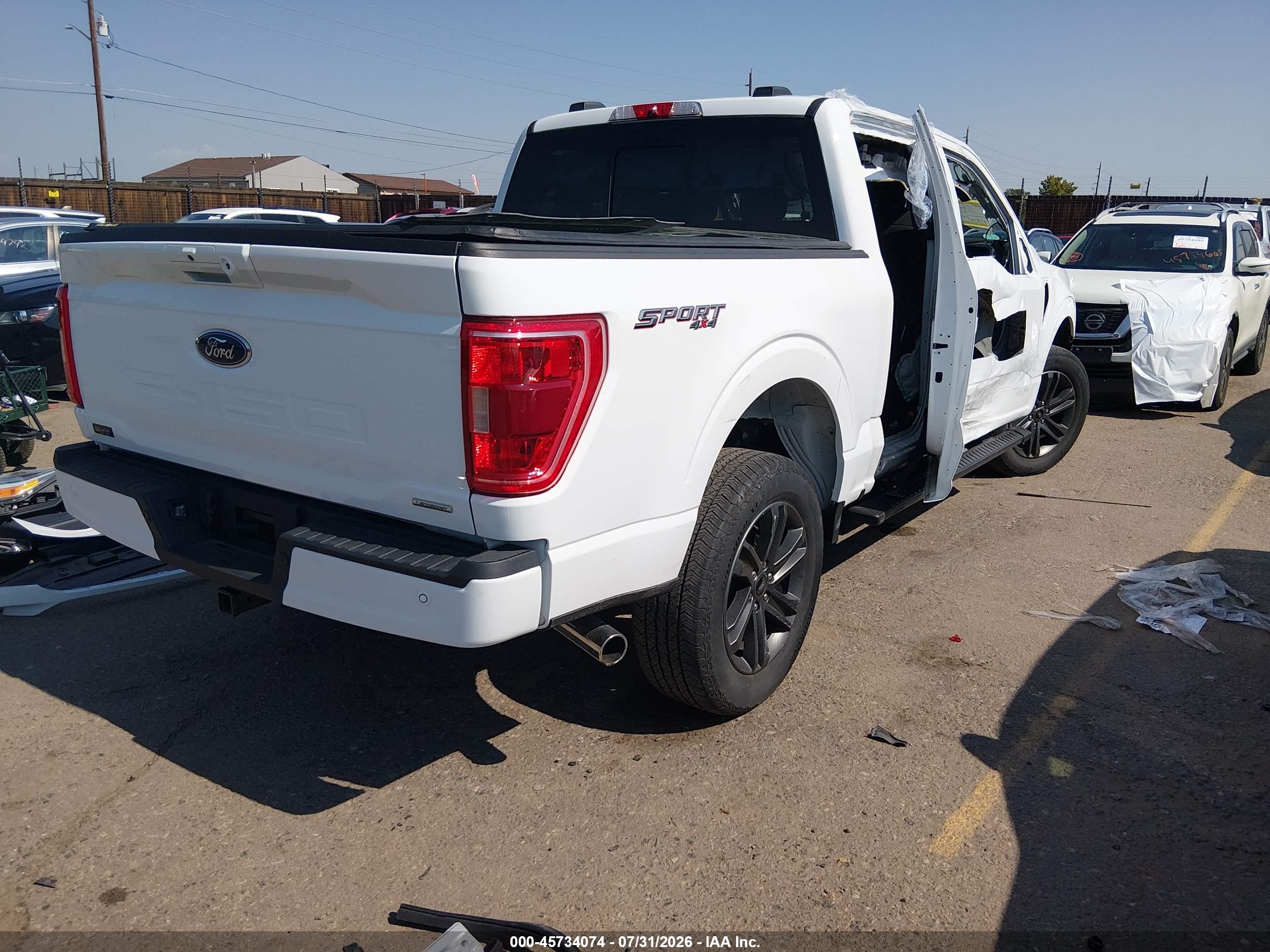 2022 Ford F-150 Xlt White vin: 1FTFW1E82NFC44105