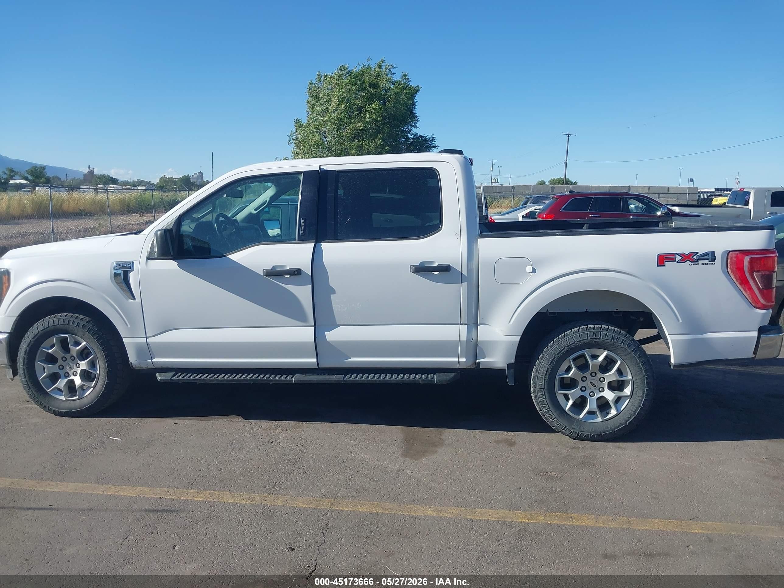 2023 Ford F-150 Xlt Белый vin: 1FTFW1E85PKD36299