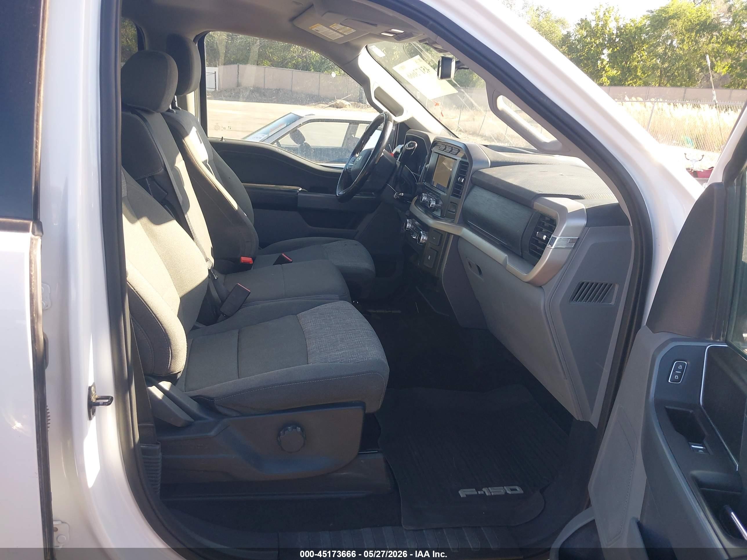 2023 Ford F-150 Xlt Белый vin: 1FTFW1E85PKD36299