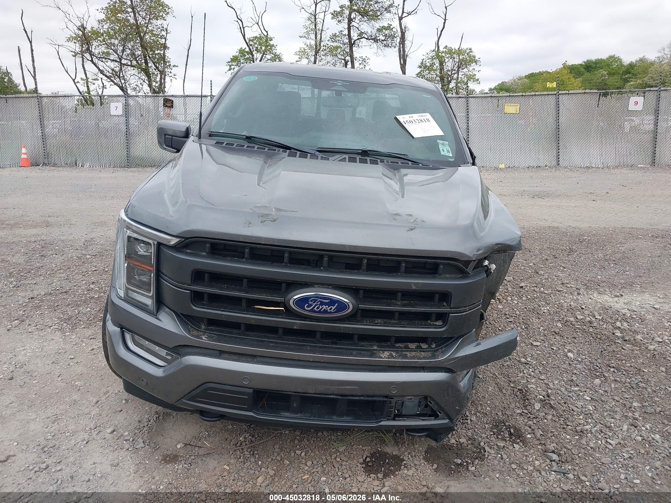 2023 Ford F-150 Lariat Серый vin: 1FTFW1E88PFC23519