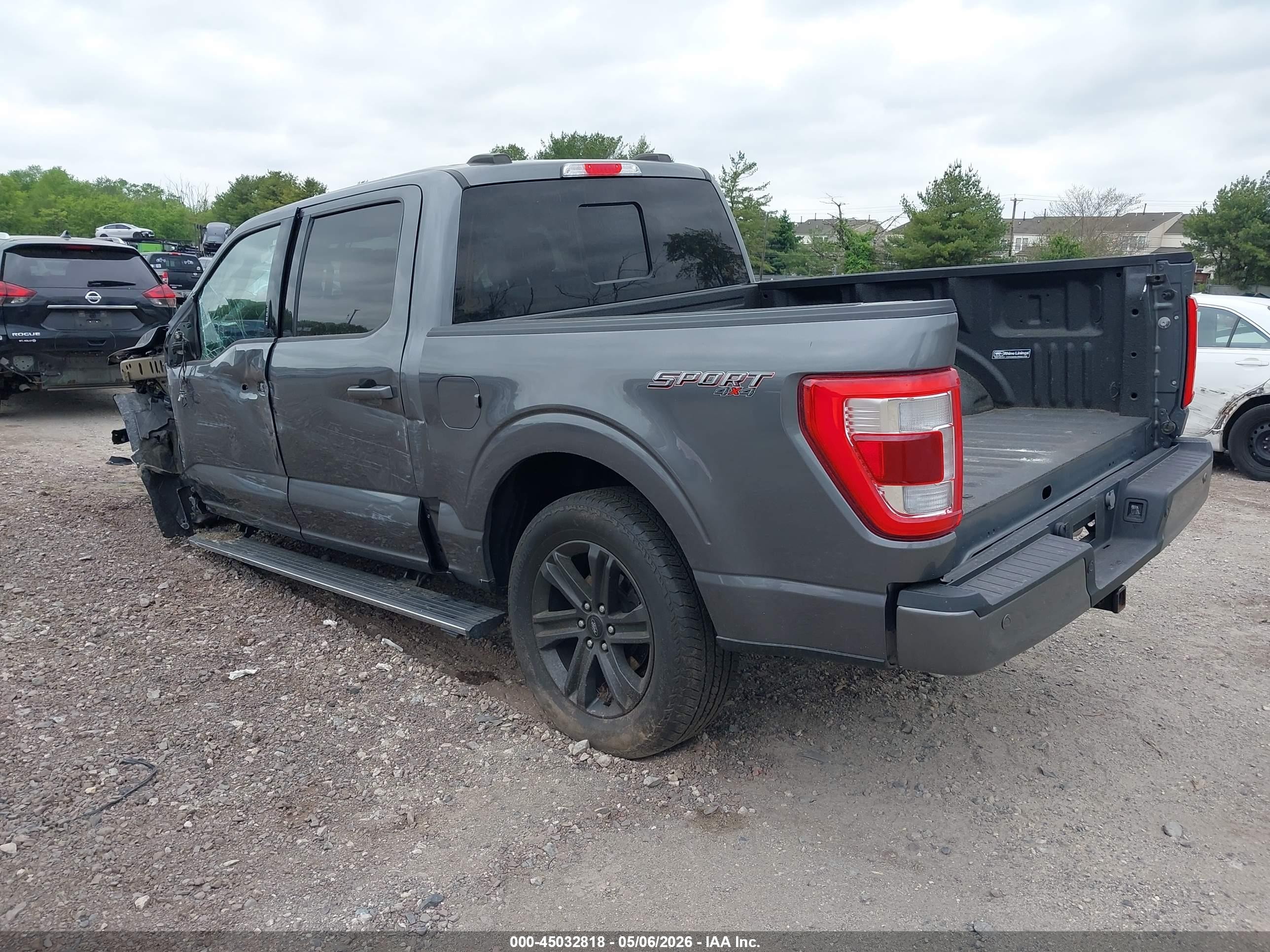 2023 Ford F-150 Lariat Серый vin: 1FTFW1E88PFC23519