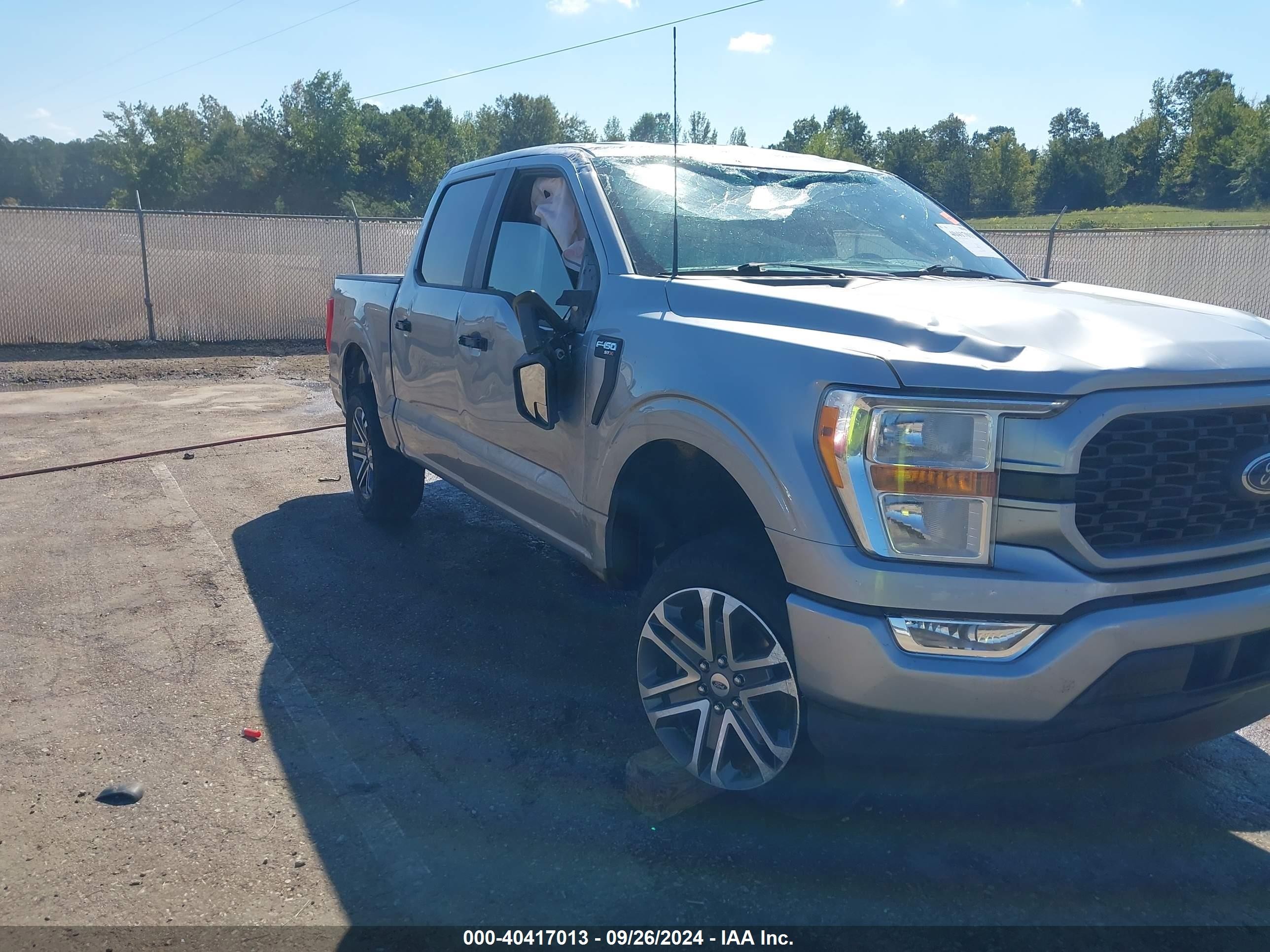 2022 Ford F-150 Xl Silver vin: 1FTFW1E8XNKE95445