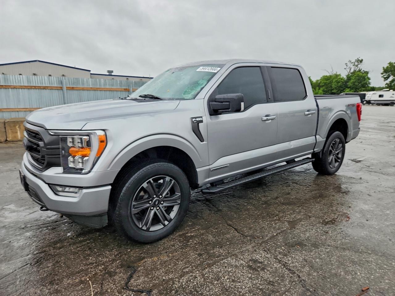 2023 Ford F150 Supercrew Серебряный vin: 1FTFW1ED0PFB27736