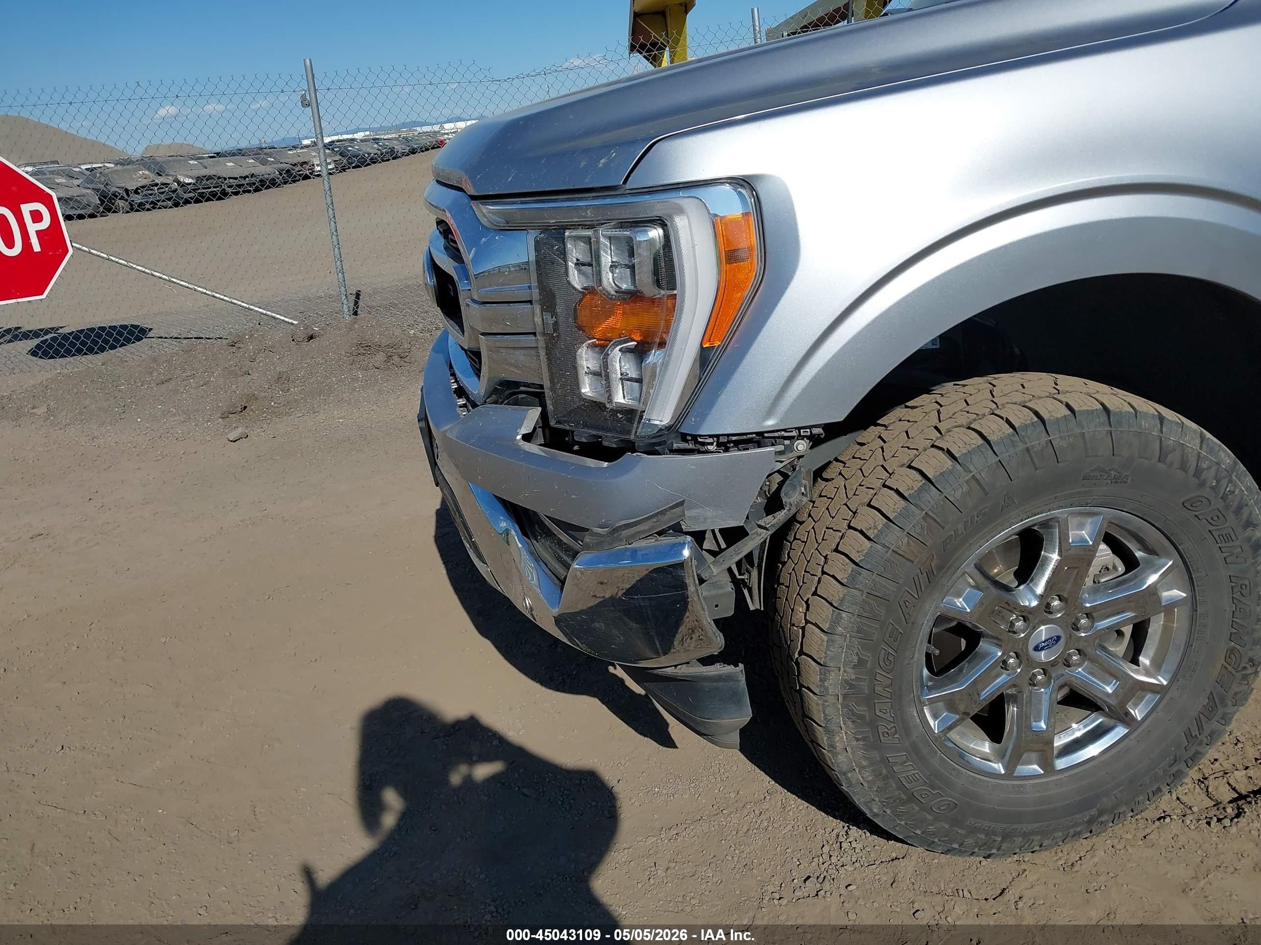 2022 Ford F-150 Xlt Серебряный vin: 1FTFW1ED4NFA80580