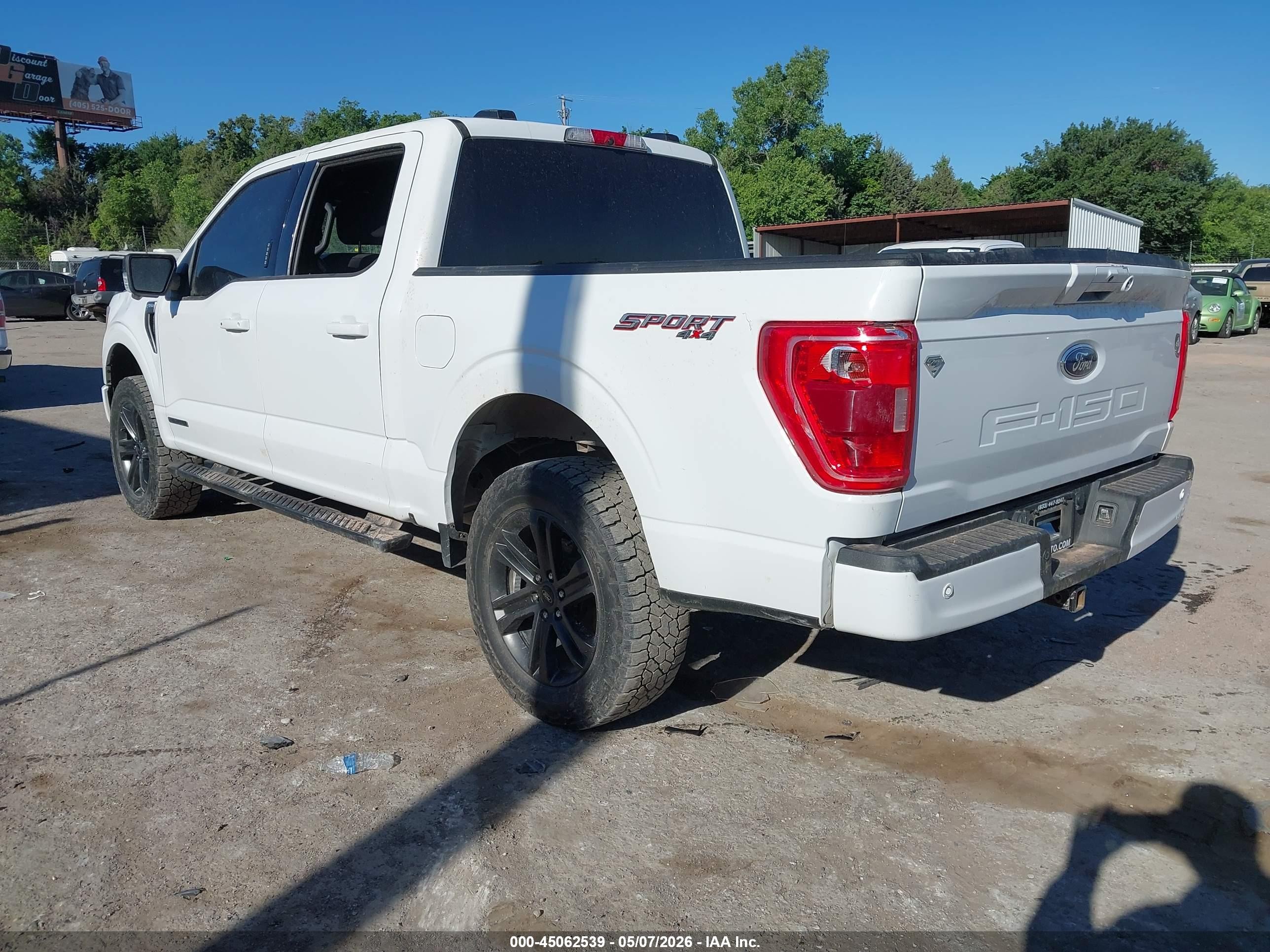2022 Ford F-150 Xlt Белый vin: 1FTFW1ED9NFA69901