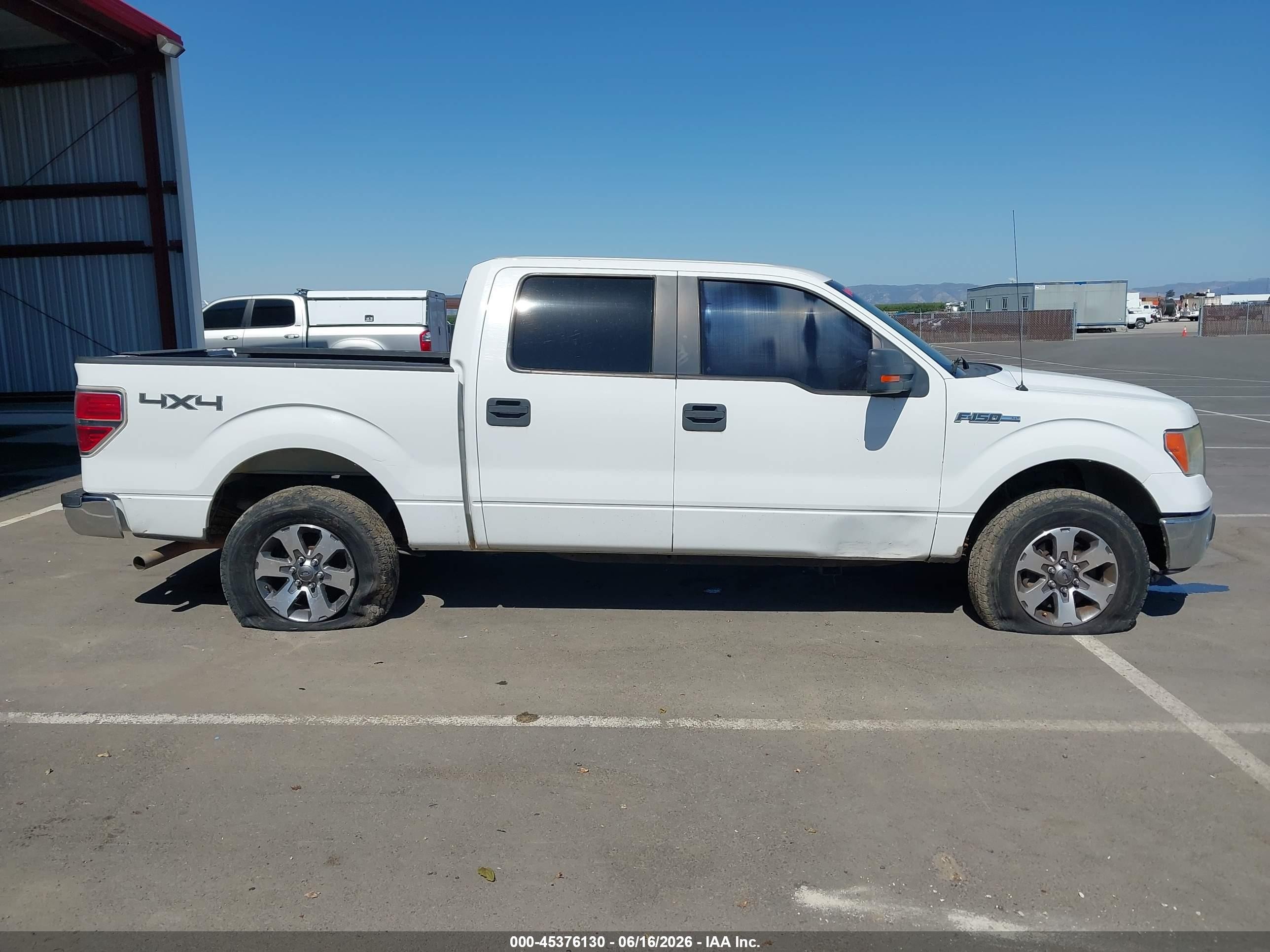 2011 Ford F-150 Xlt White vin: 1FTFW1EF0BFA07753