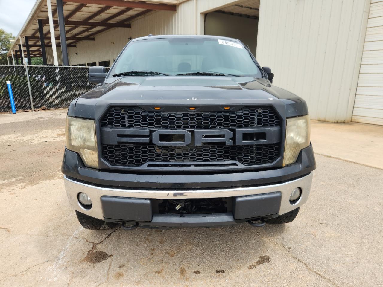 2011 Ford F150 Supercrew Black vin: 1FTFW1EF0BFA89161 Damage: Hood, Oxidized, 8 To 9 Inches