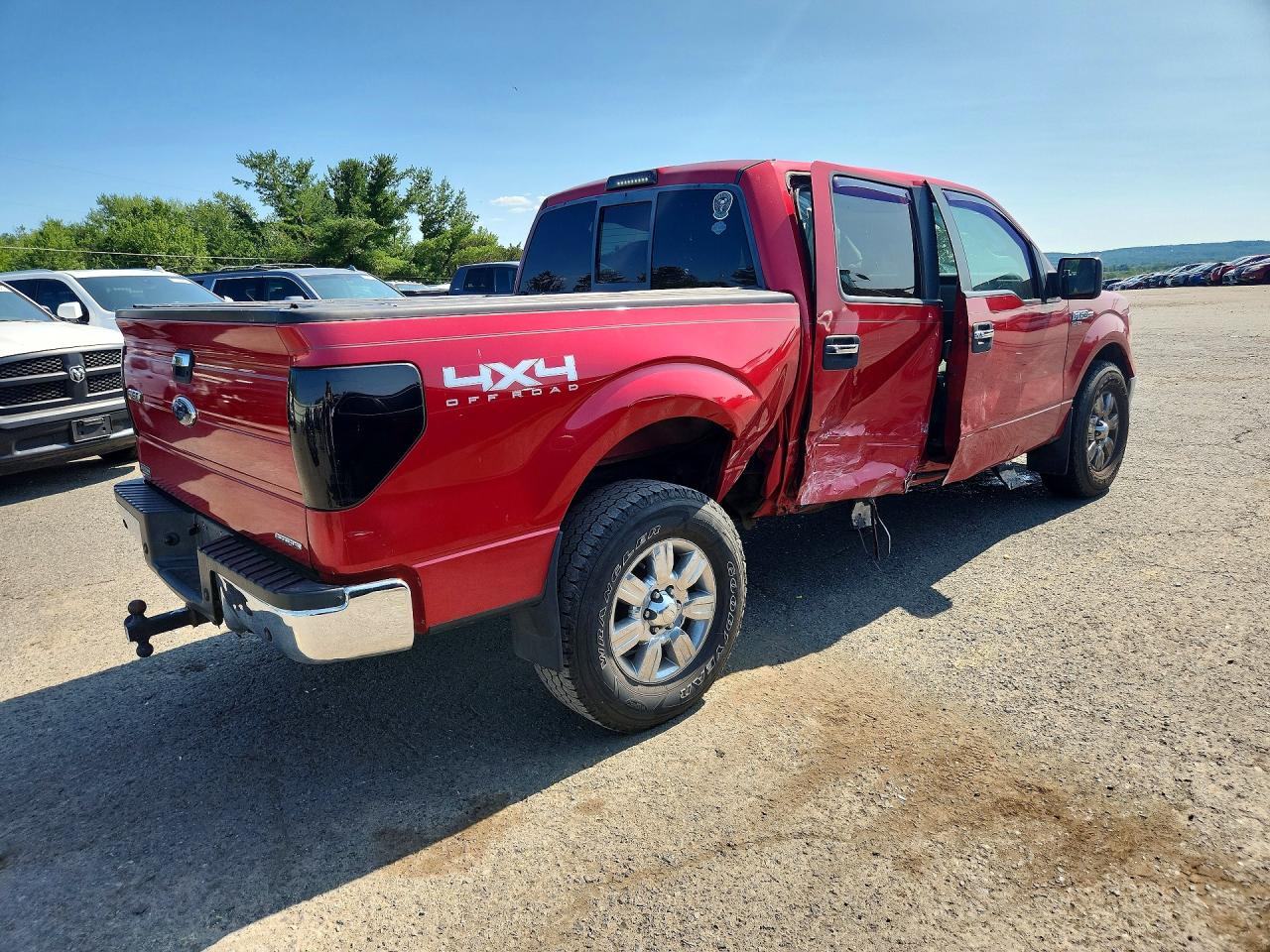 2011 Ford F150 Supercrew Red vin: 1FTFW1EF0BFC82961