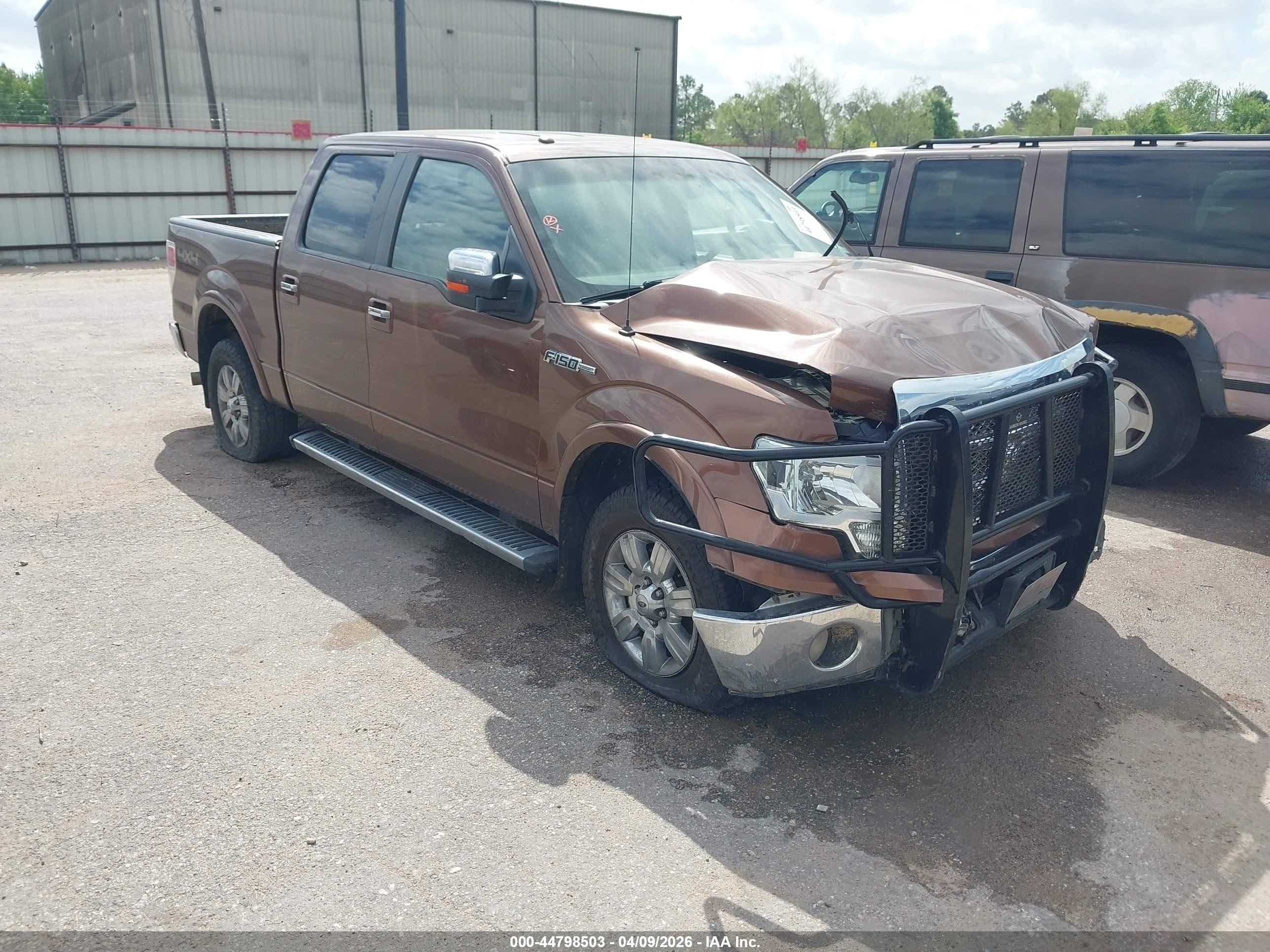 2011 Ford F-150 Lariat Brown vin: 1FTFW1EF0BKD26271