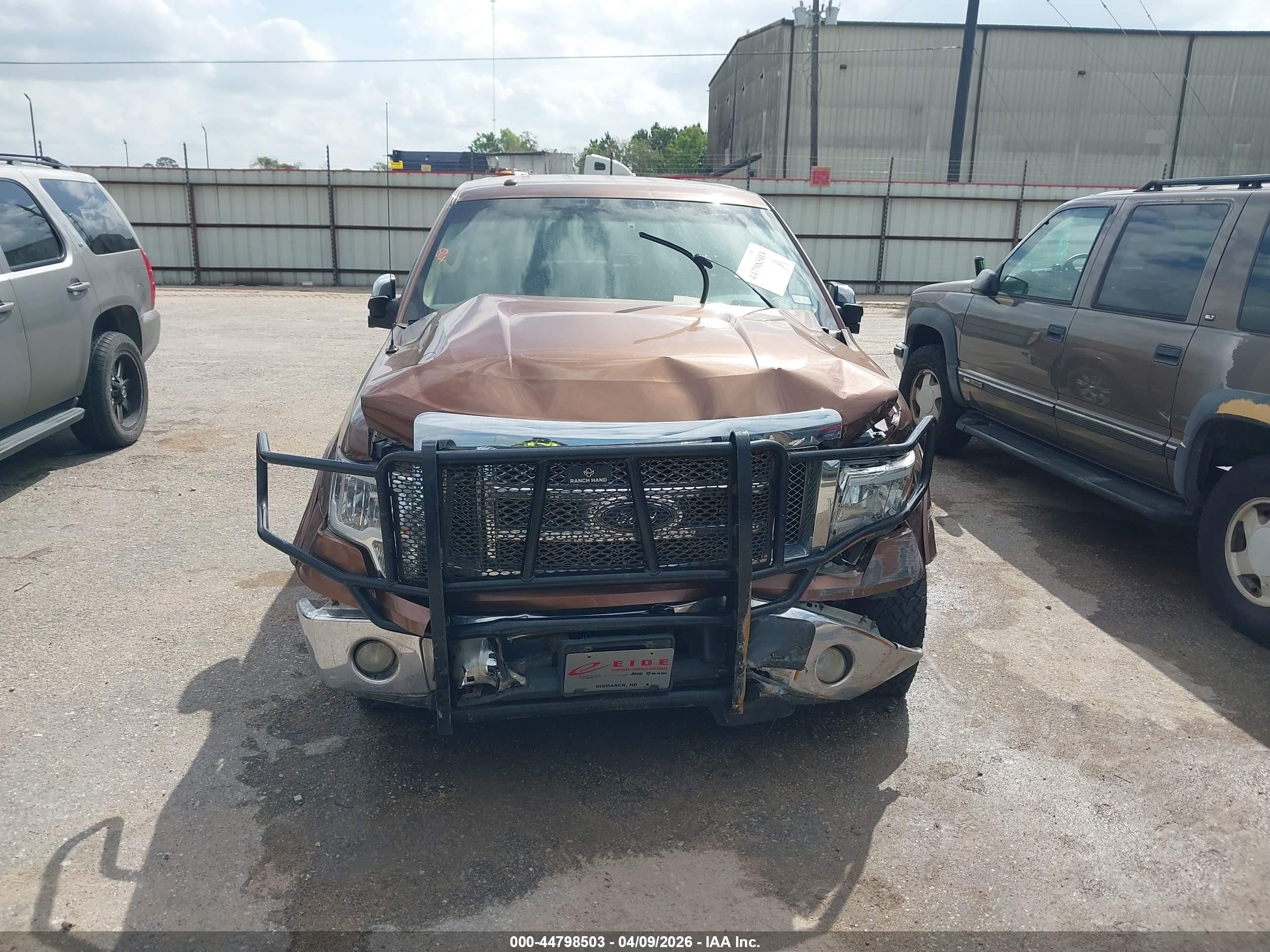 2011 Ford F-150 Lariat Brown vin: 1FTFW1EF0BKD26271