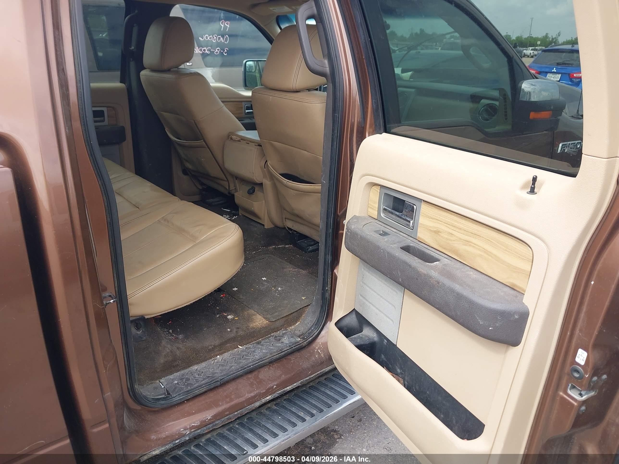 2011 Ford F-150 Lariat Brown vin: 1FTFW1EF0BKD26271
