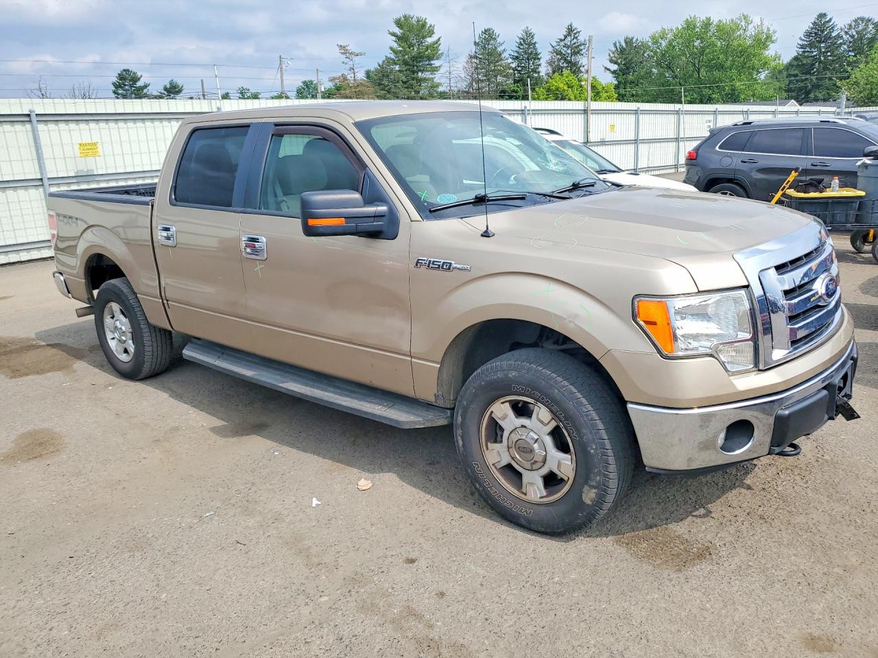 2012 Ford F150 Supercrew Beige vin: 1FTFW1EF0CFB88323