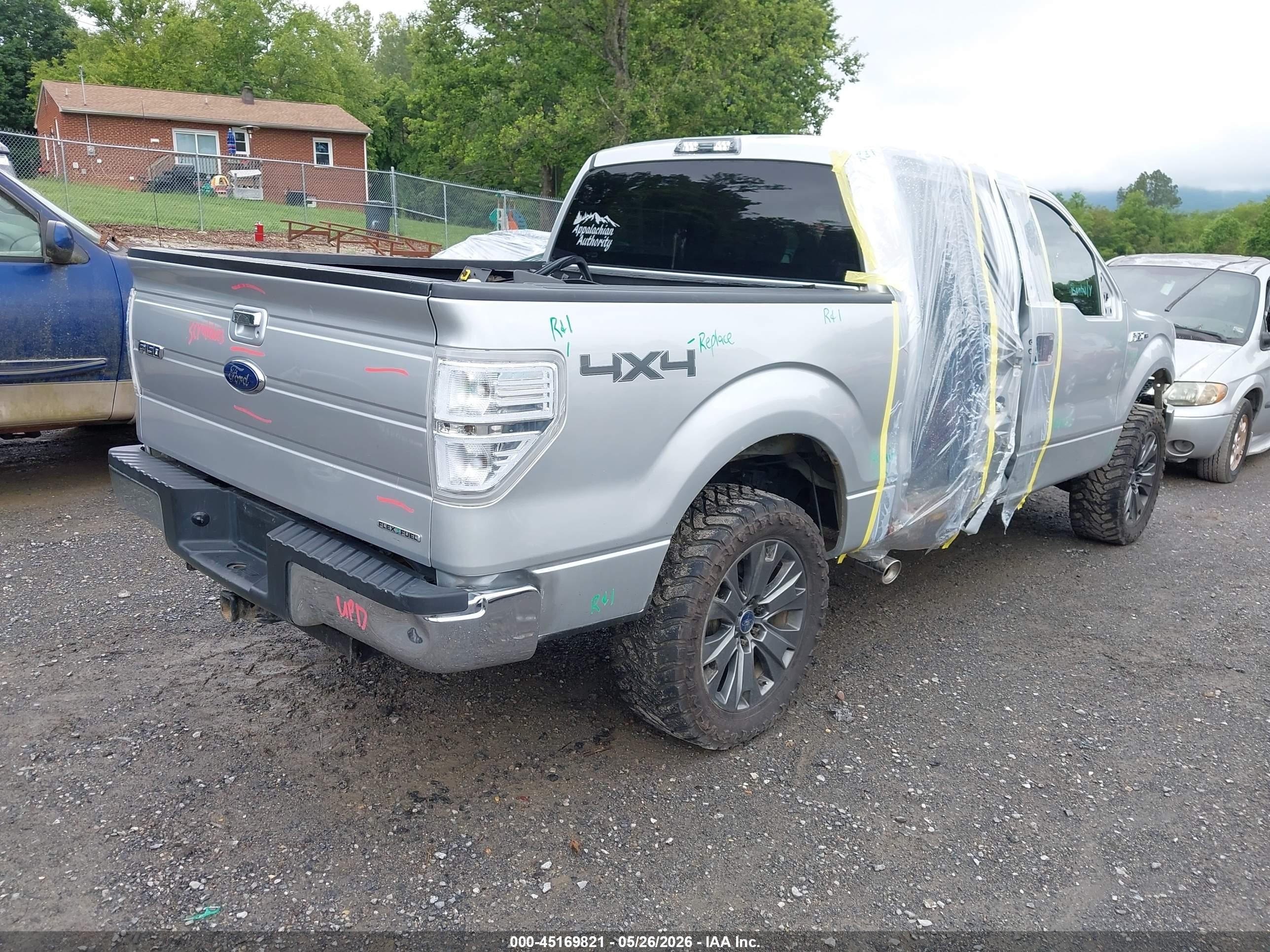 2013 Ford F-150 Xlt Серебряный vin: 1FTFW1EF0DFB22971
