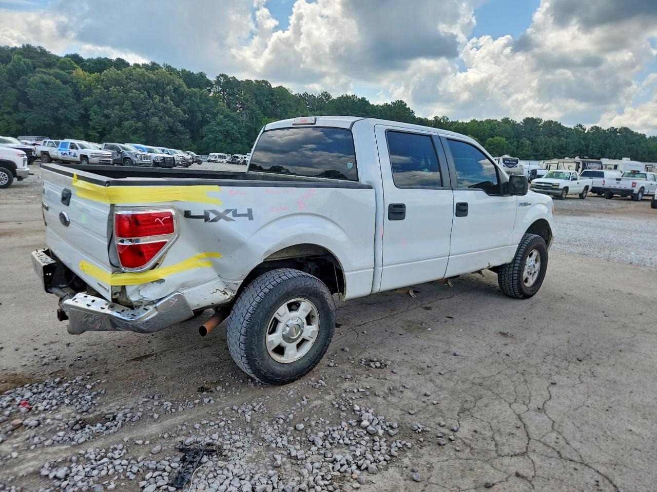 2013 Ford F150 Supercrew White vin: 1FTFW1EF0DFC54161