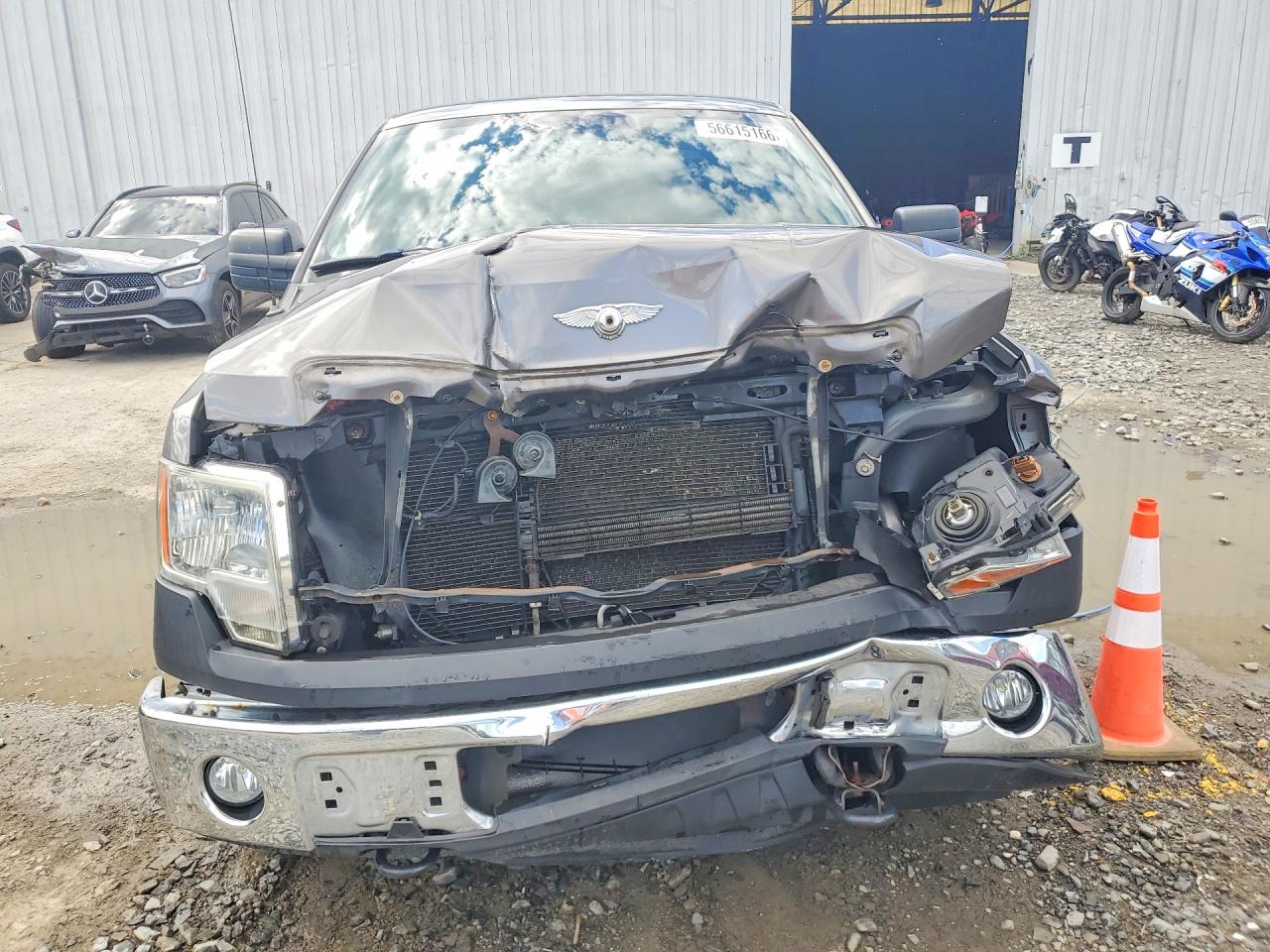 2013 Ford F150 Supercrew Gray vin: 1FTFW1EF0DFD73747