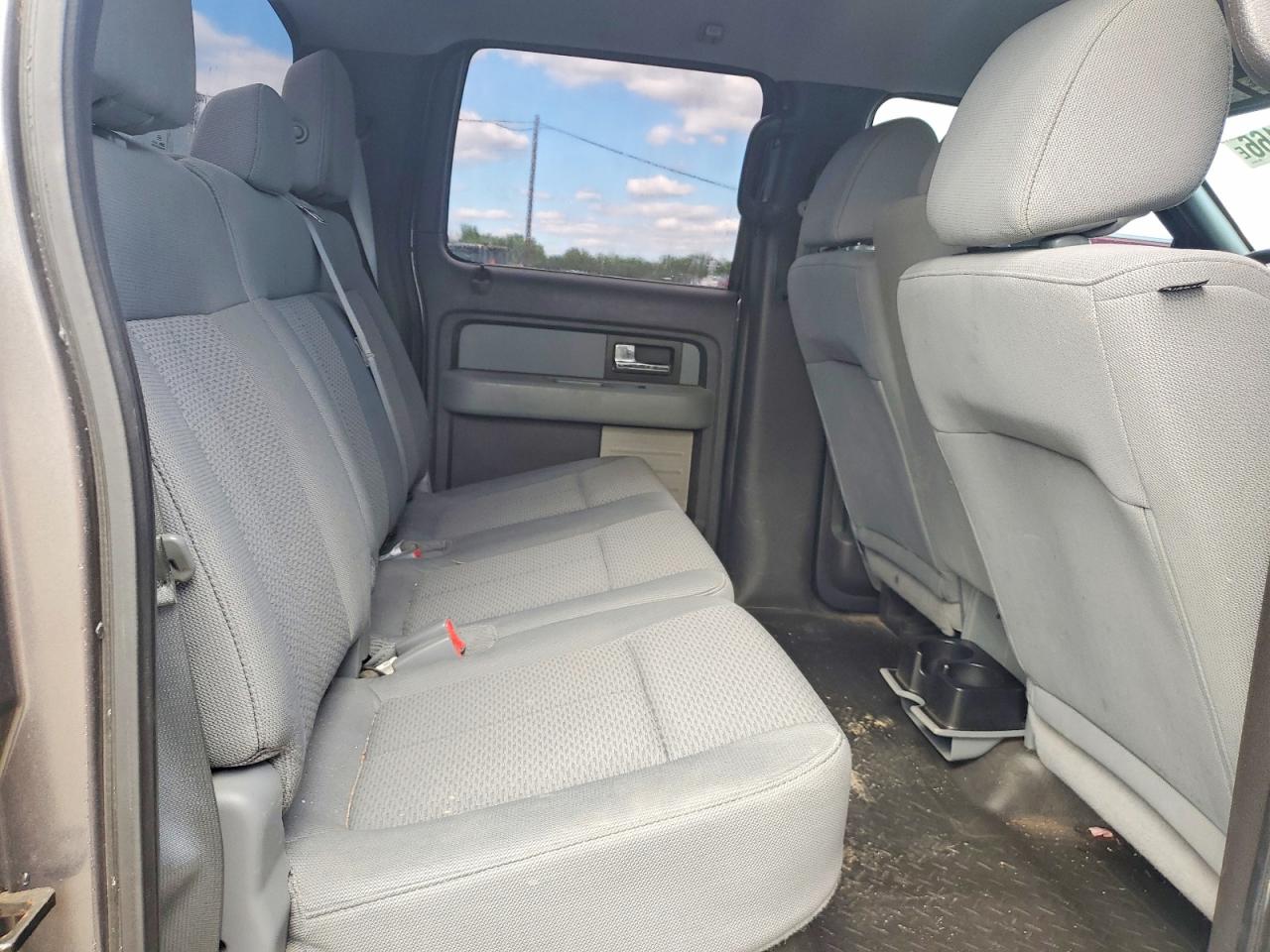 2013 Ford F150 Supercrew Gray vin: 1FTFW1EF0DFD73747
