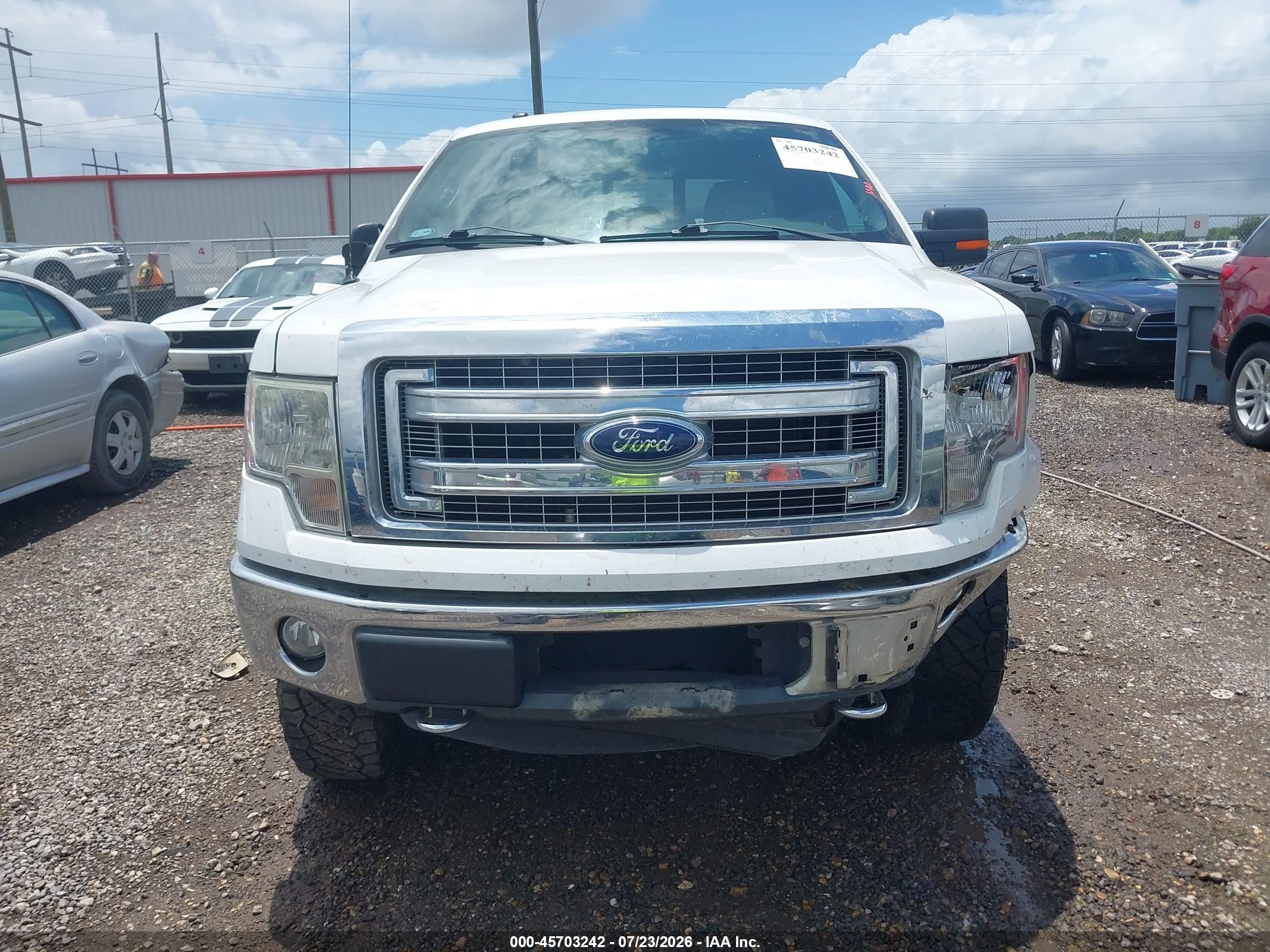 2013 Ford F-150 Xlt White vin: 1FTFW1EF0DKG18084