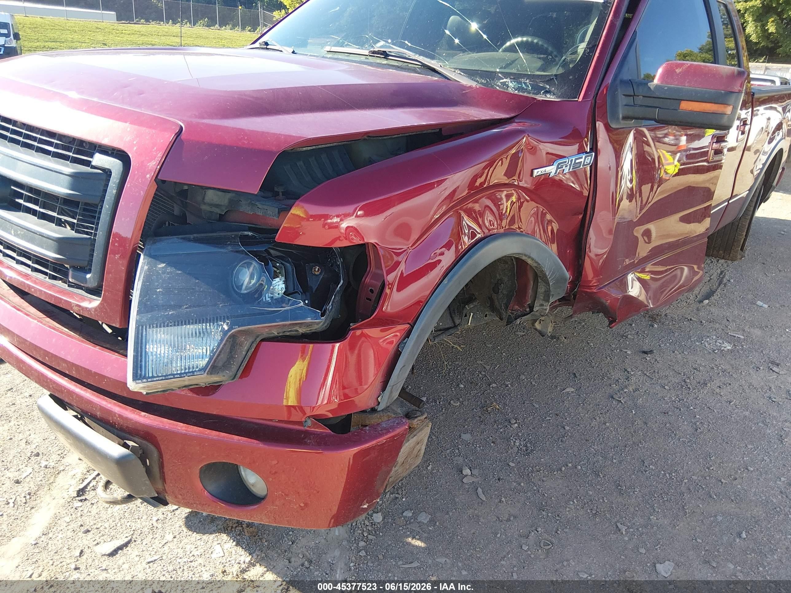 2014 Ford F-150 Fx4 Красный vin: 1FTFW1EF0EFC37863