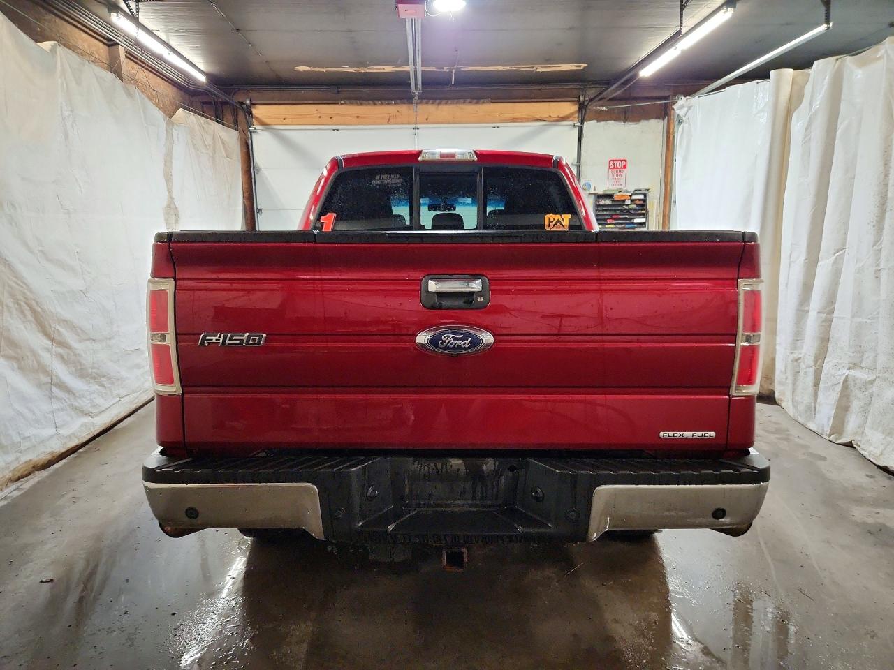 2014 Ford F150 Supercrew Burgundy vin: 1FTFW1EF0EFC64271