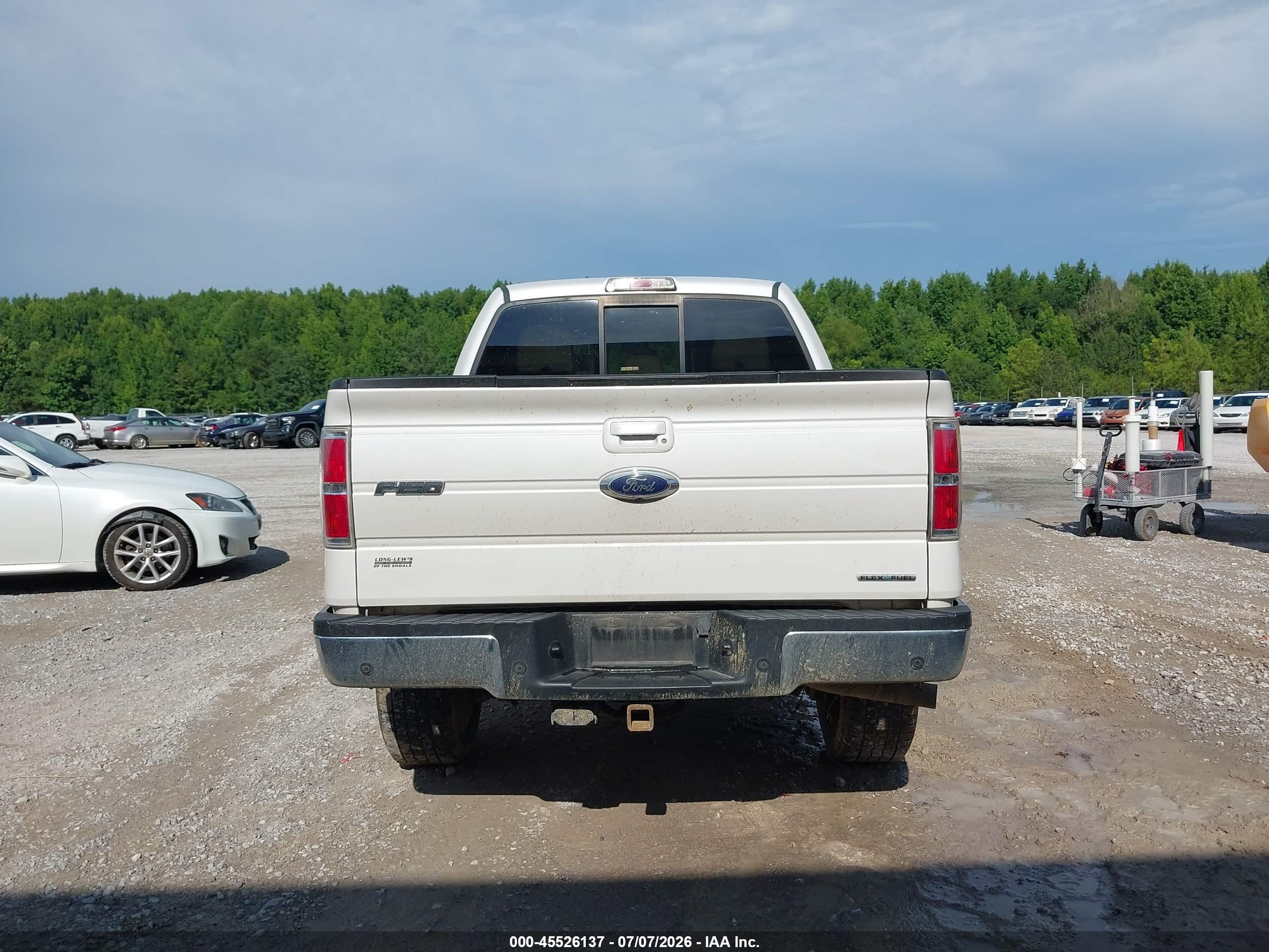 2014 Ford F-150 Lariat White vin: 1FTFW1EF0EKE77065