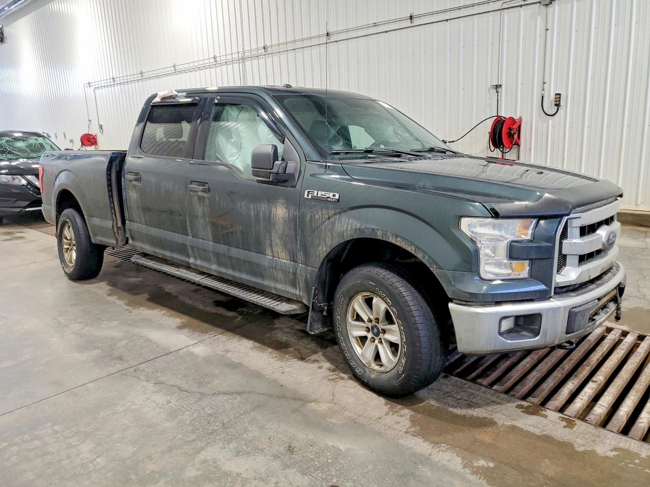 2015 Ford F150 Supercrew Green vin: 1FTFW1EF0FFC41834