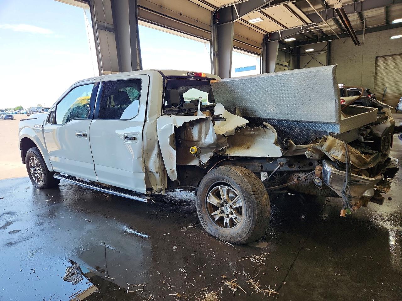 2015 Ford F150 Supercrew White vin: 1FTFW1EF0FFC79936