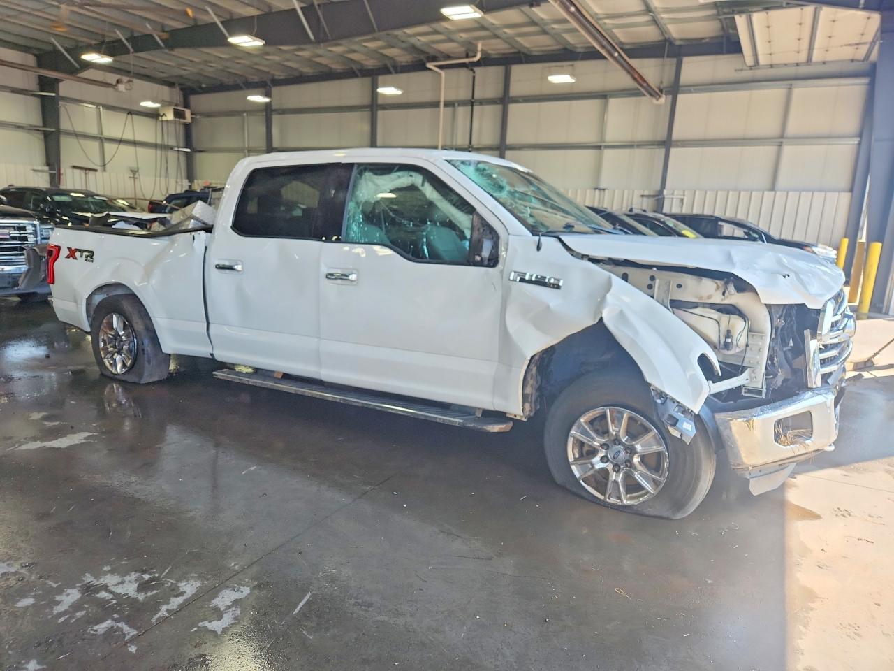 2015 Ford F150 Supercrew White vin: 1FTFW1EF0FFC79936