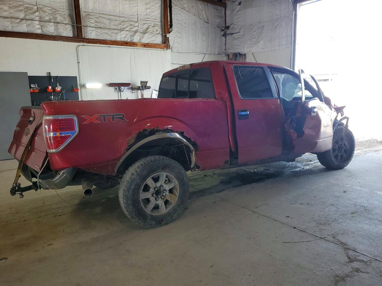 2011 Ford F150 Supercrew Red vin: 1FTFW1EF1BFA09463
