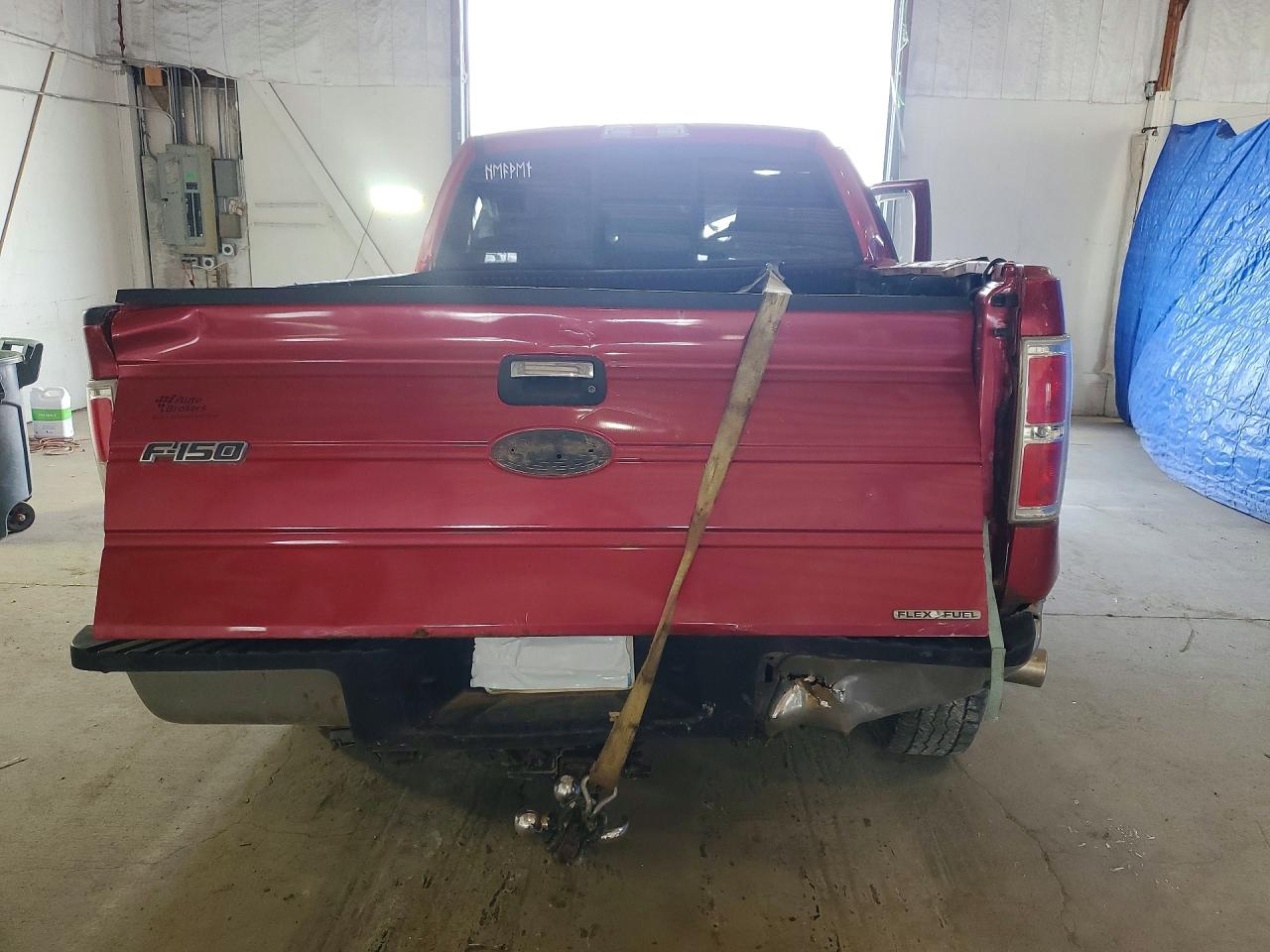 2011 Ford F150 Supercrew Red vin: 1FTFW1EF1BFA09463