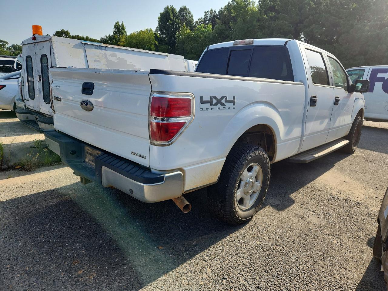2011 Ford F150 Supercrew White vin: 1FTFW1EF1BFC06567