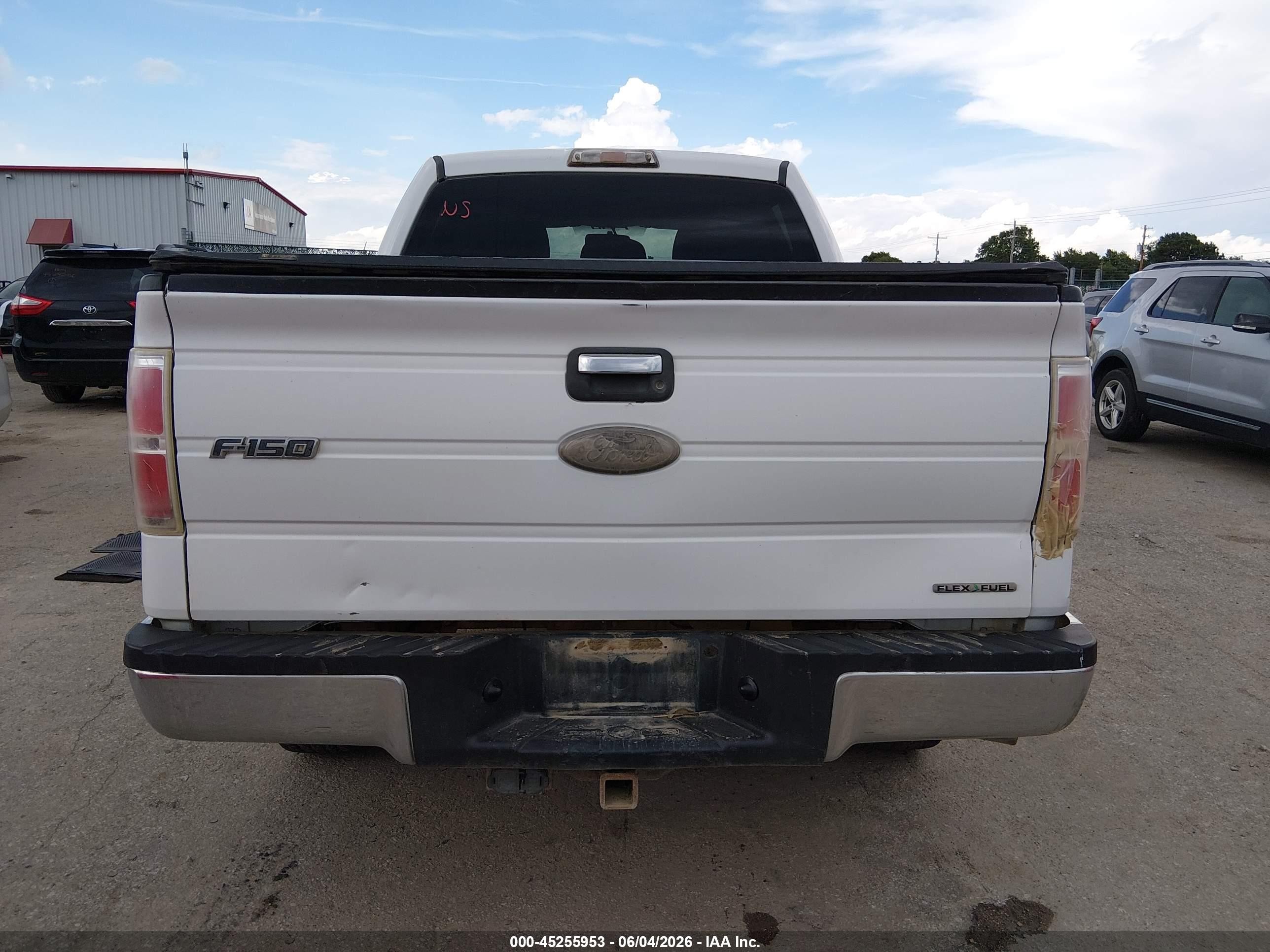 2011 Ford F-150 Xlt White vin: 1FTFW1EF1BFD29768
